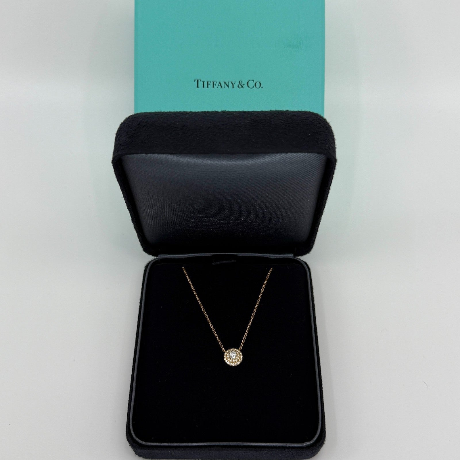 Rare Tiffany & Co. Soleste Round Cut Diamond 18k Yellow Gold Pendant Necklace — view 2