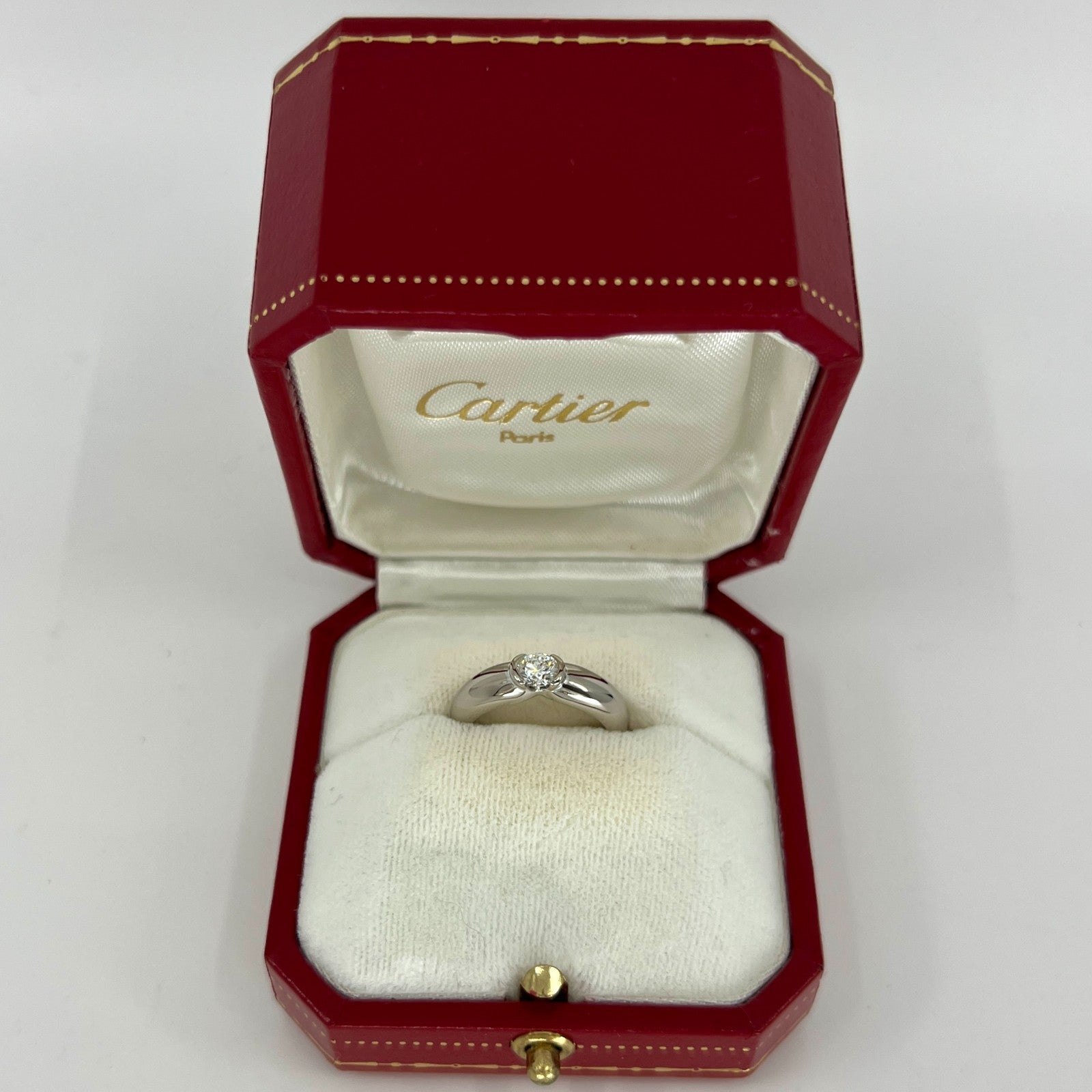 Vintage Cartier 0.30ct Round Diamond VVS Ellipse 18k White Gold Solitaire Ring — view 2