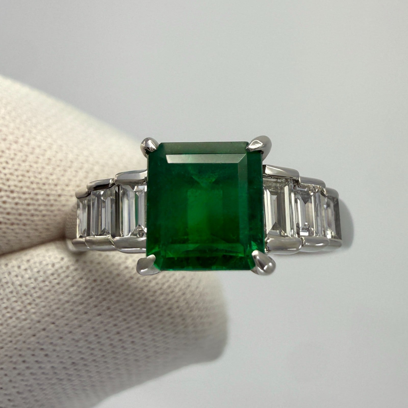 1.63ct GIA Certified Fine Colombian Emerald & Diamond Platinum Seven Stone Ring — view 4