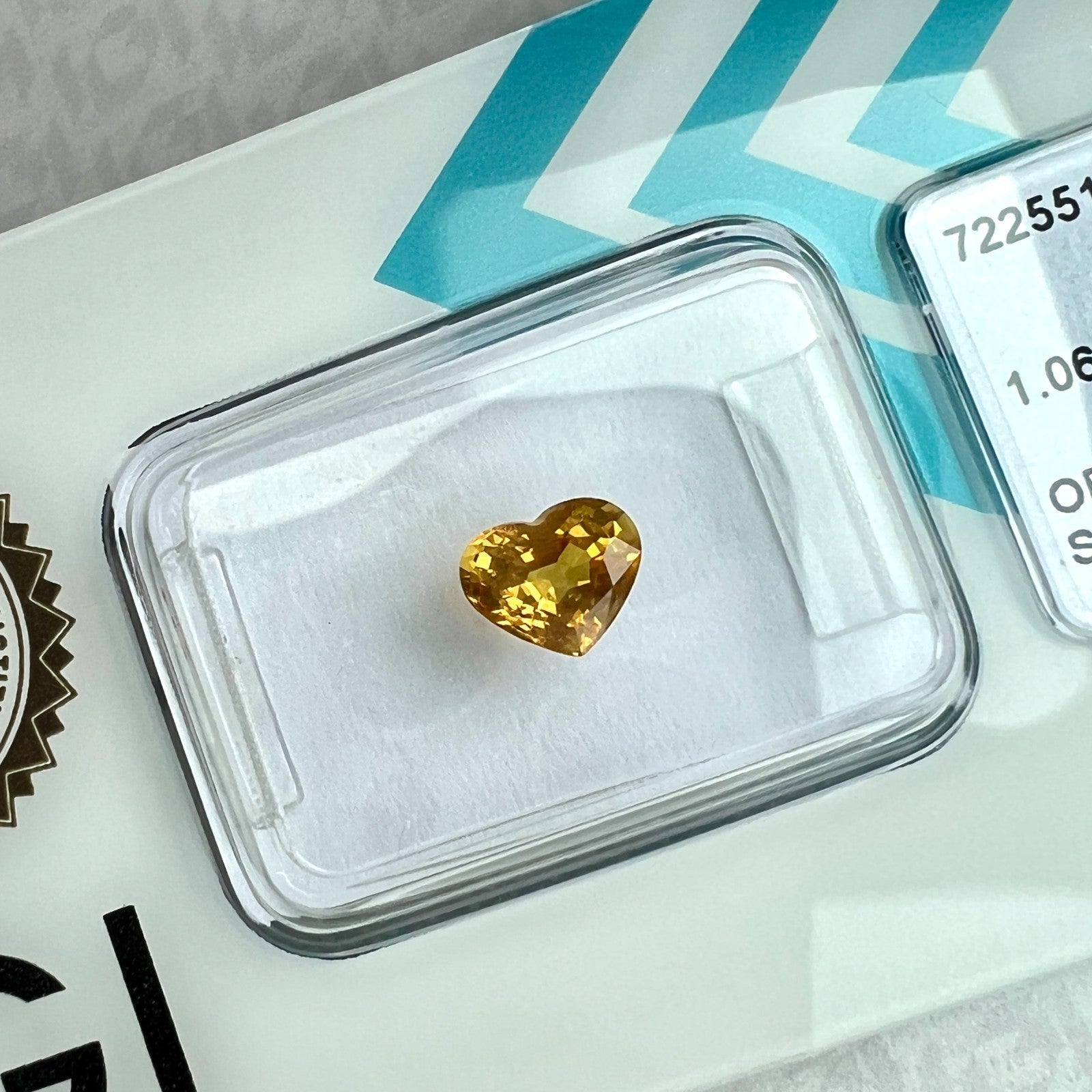 IGI CERTIFIED 1.06ct Untreated VIVID Yellow Orange Sapphire Heart Cut Gem — view 3