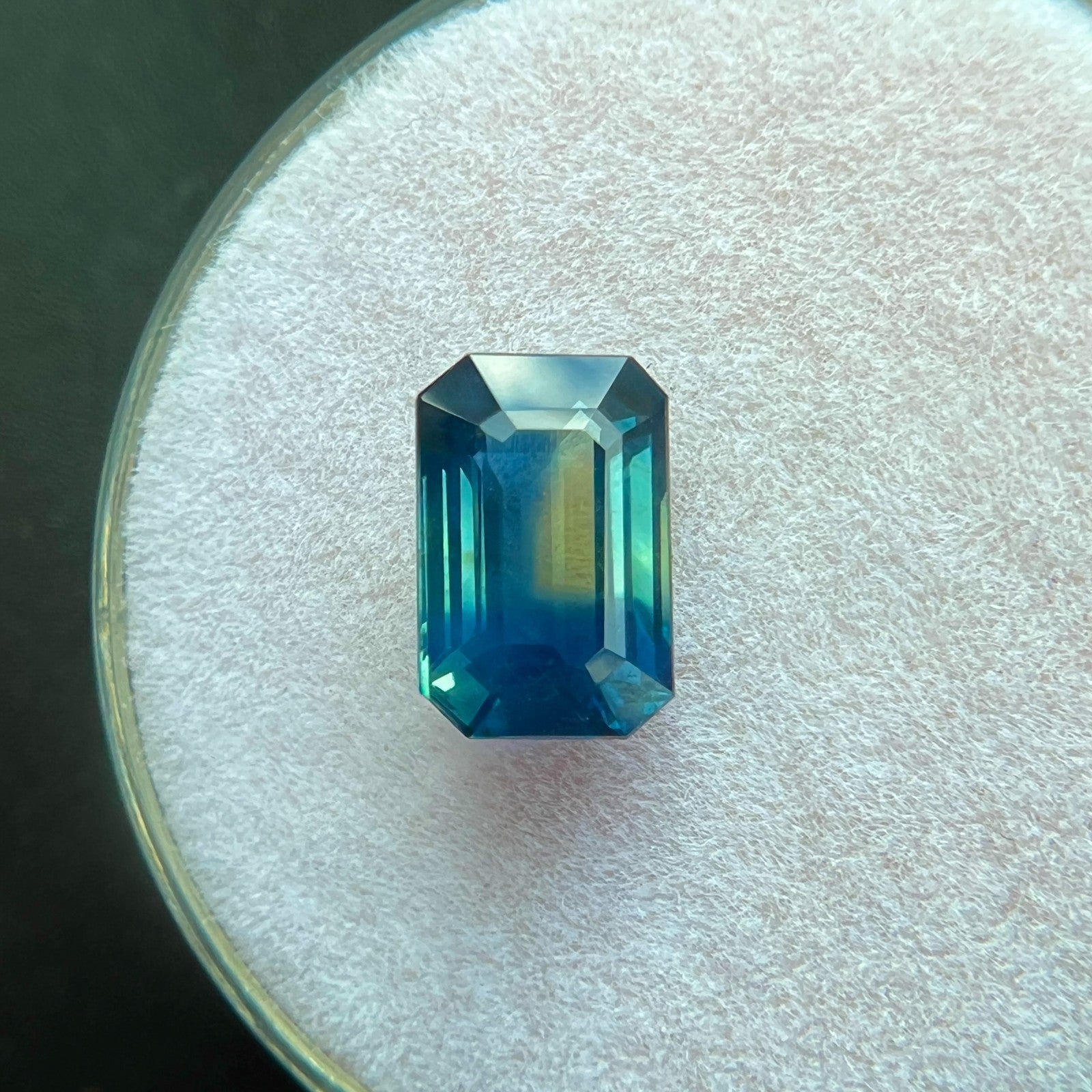 Unique GIA CERTIFIED 1.79ct Sapphire UNTREATED Yellow Blue Bi Colour Octagon — view 4