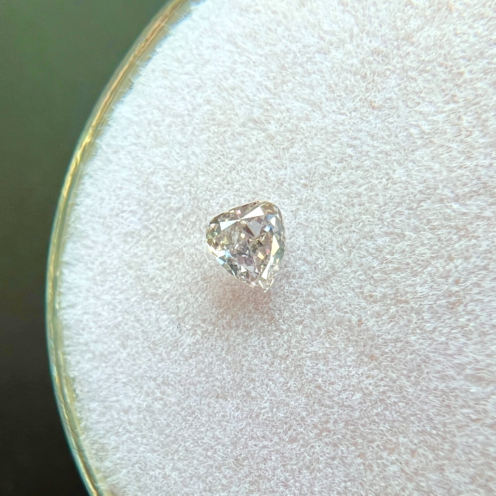 GIA CERTIFIED 0.10ct NATURAL Untreated Fancy Light Purple Pink Diamond Pear Cut — view 3