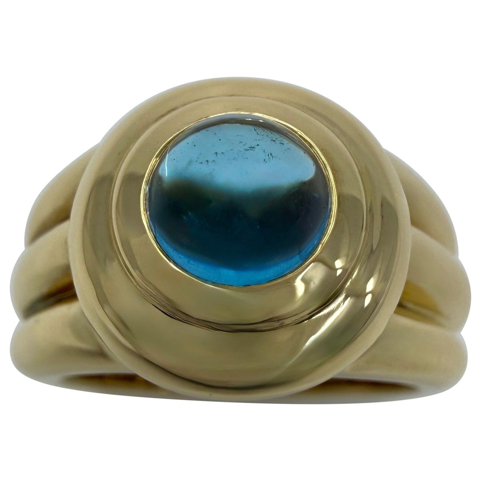 Rare Vintage Van Cleef & Arpels Blue Topaz 18ct Gold Signet Bezel Rubover Ring