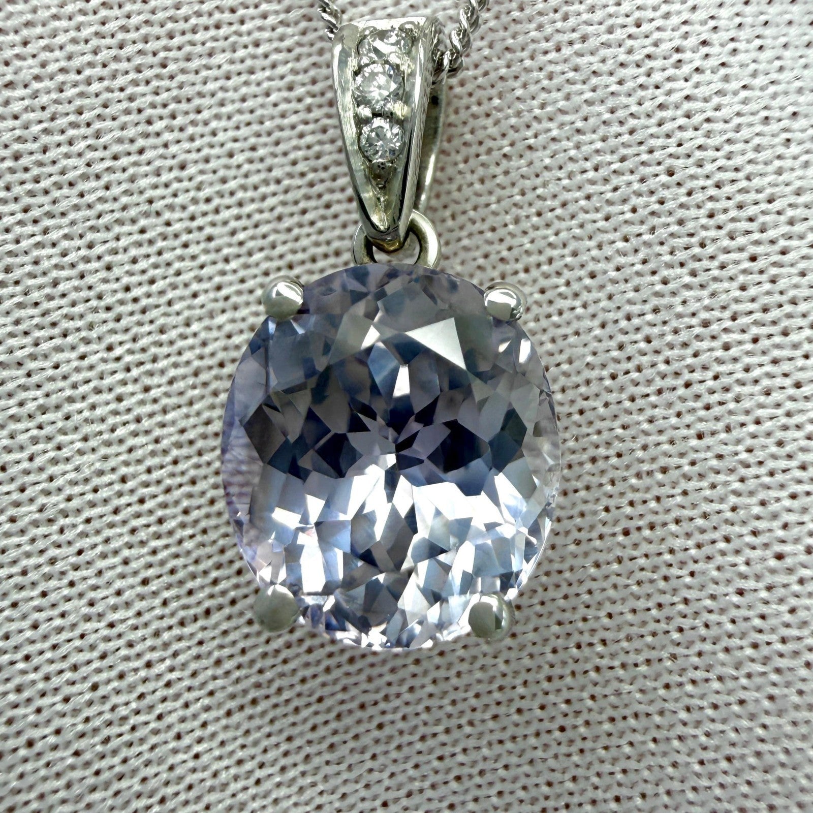 4.26ct GIA Certified Ceylon Light Purple Lilac Sapphire Diamond Platinum Pendant — view 5