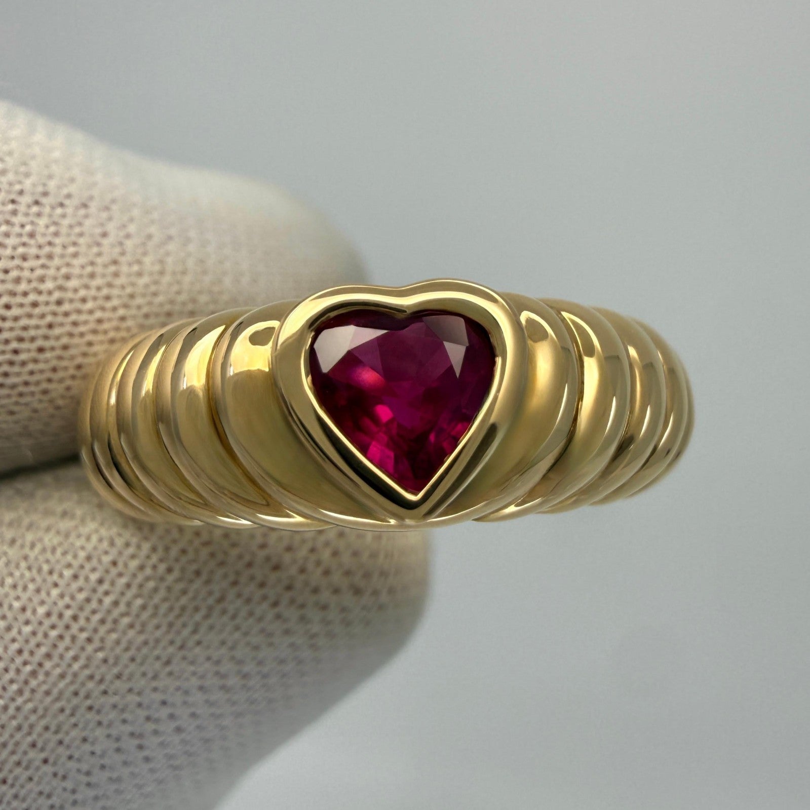 Vintage Tiffany & Co. Vivid Red Ruby Heart Cut 18k Yellow Gold Band Ring — view 3