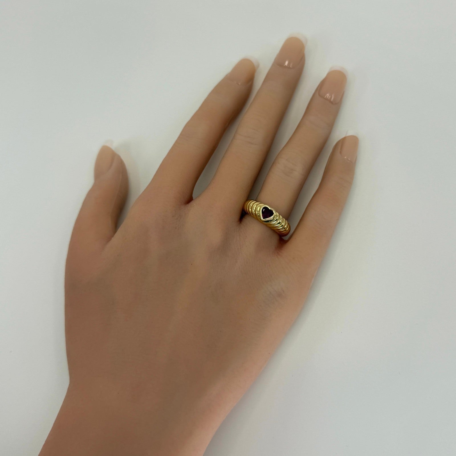 Vintage Tiffany & Co. Vivid Red Ruby Heart Cut 18k Yellow Gold Band Ring — view 4