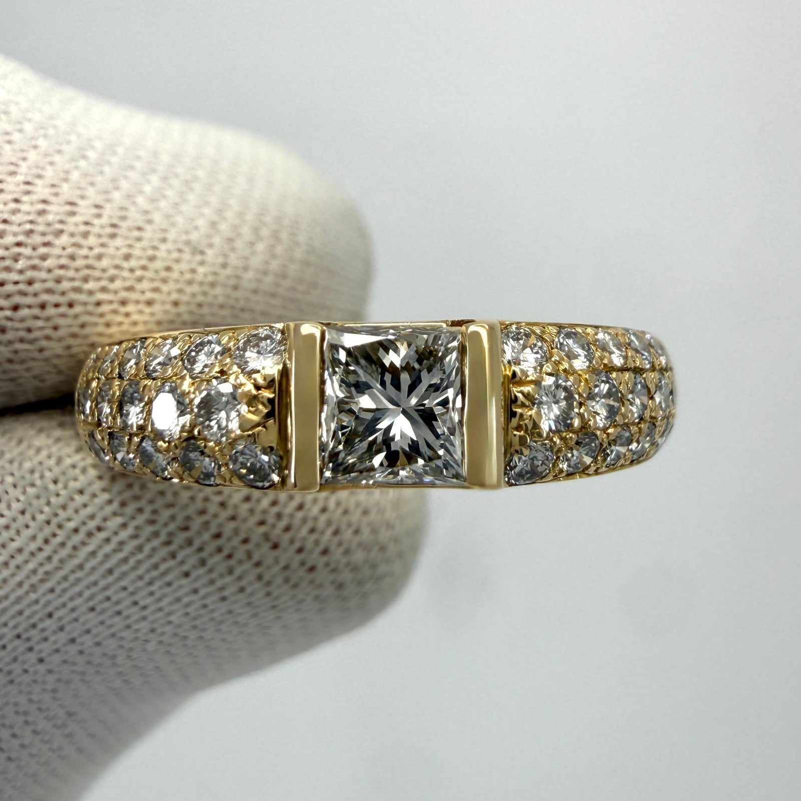 Rare Vintage Van Cleef & Arpels Princess Cut Diamond 18k Yellow Gold Band Ring — view 5