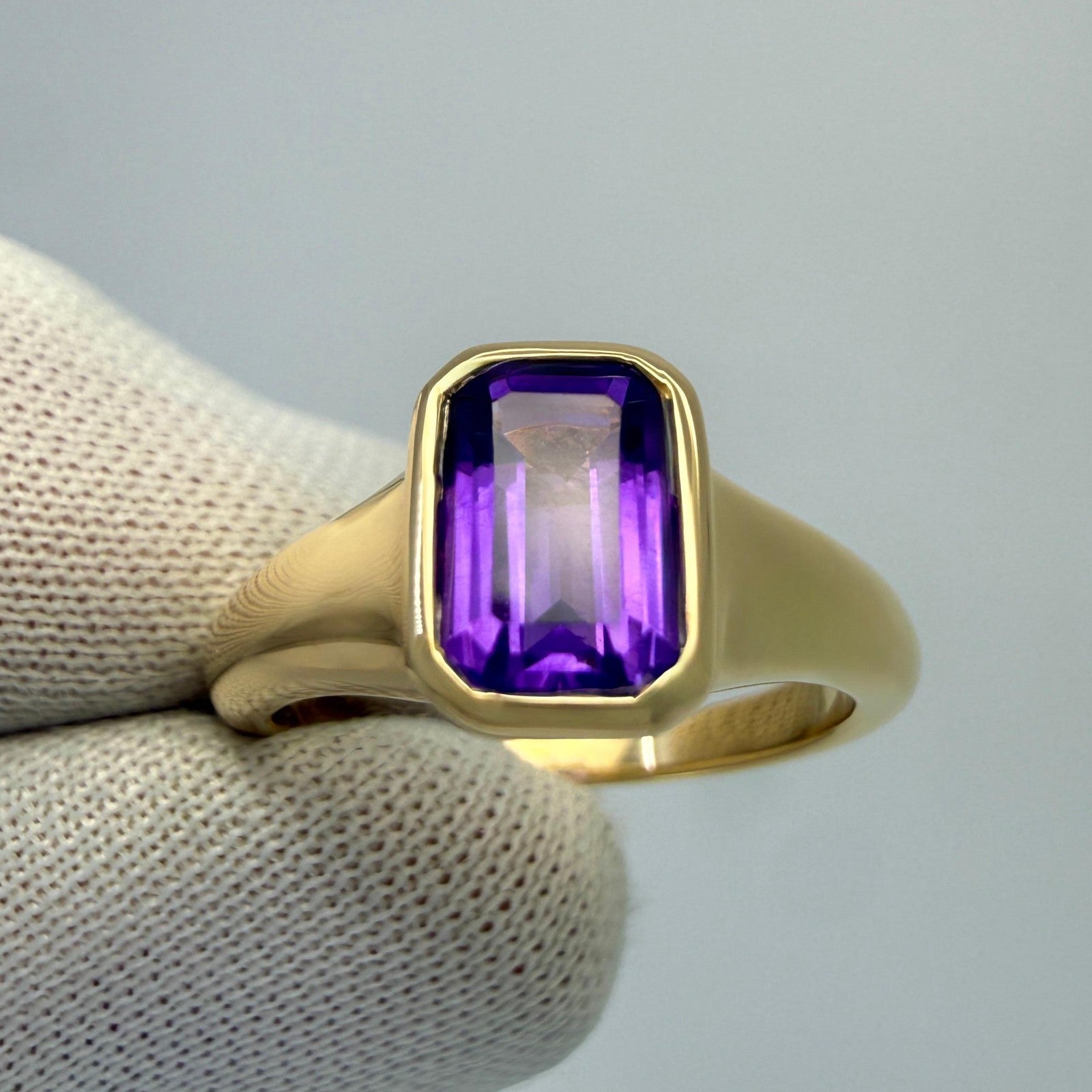 Rare Bvlgari Amethyst Emerald Cut 18k Yellow Gold Signet Bezel Rubover Ring — view 5