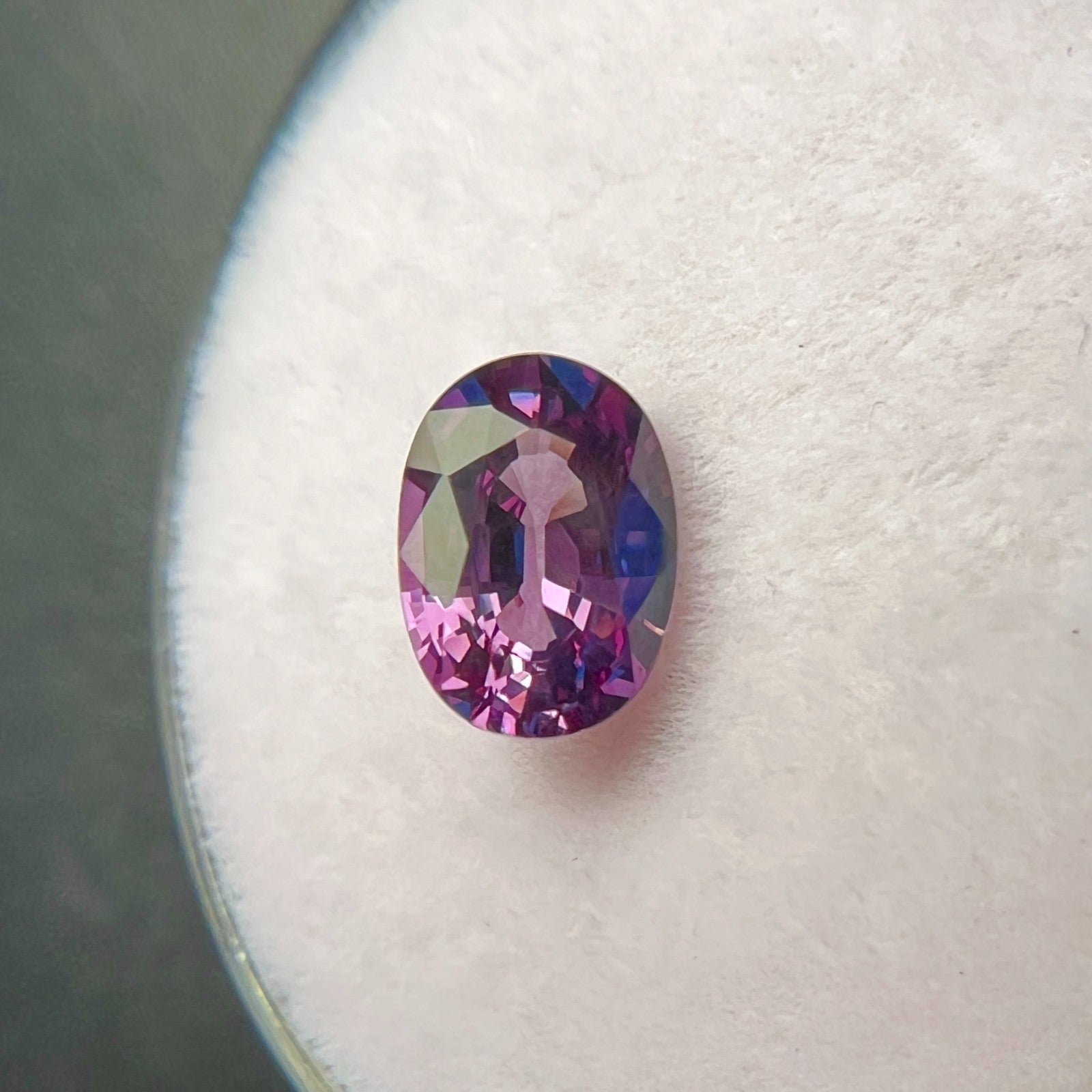 1.10ct GIA CERTIFIED Colour Change Garnet NATURAL Oval Cut Pyrope Spessartine — view 4