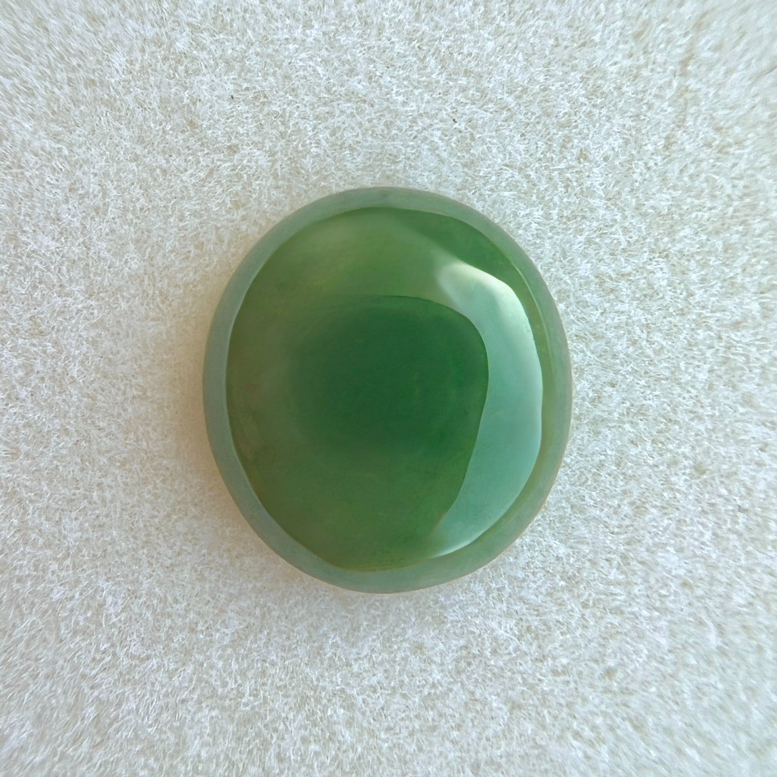 NATURAL 5.30ct GIA CERTIFIED Deep Green Jadeite Jade ‘A’ Grade Oval Cabochon Gem — view 4