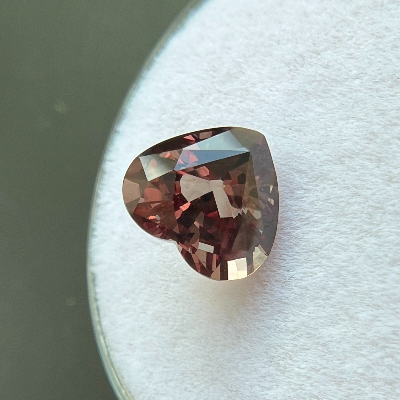 GIA CERTIFIED 2.29ct NATURAL Colour Change Garnet NATURAL Heart Cut RARE Gem — view 5