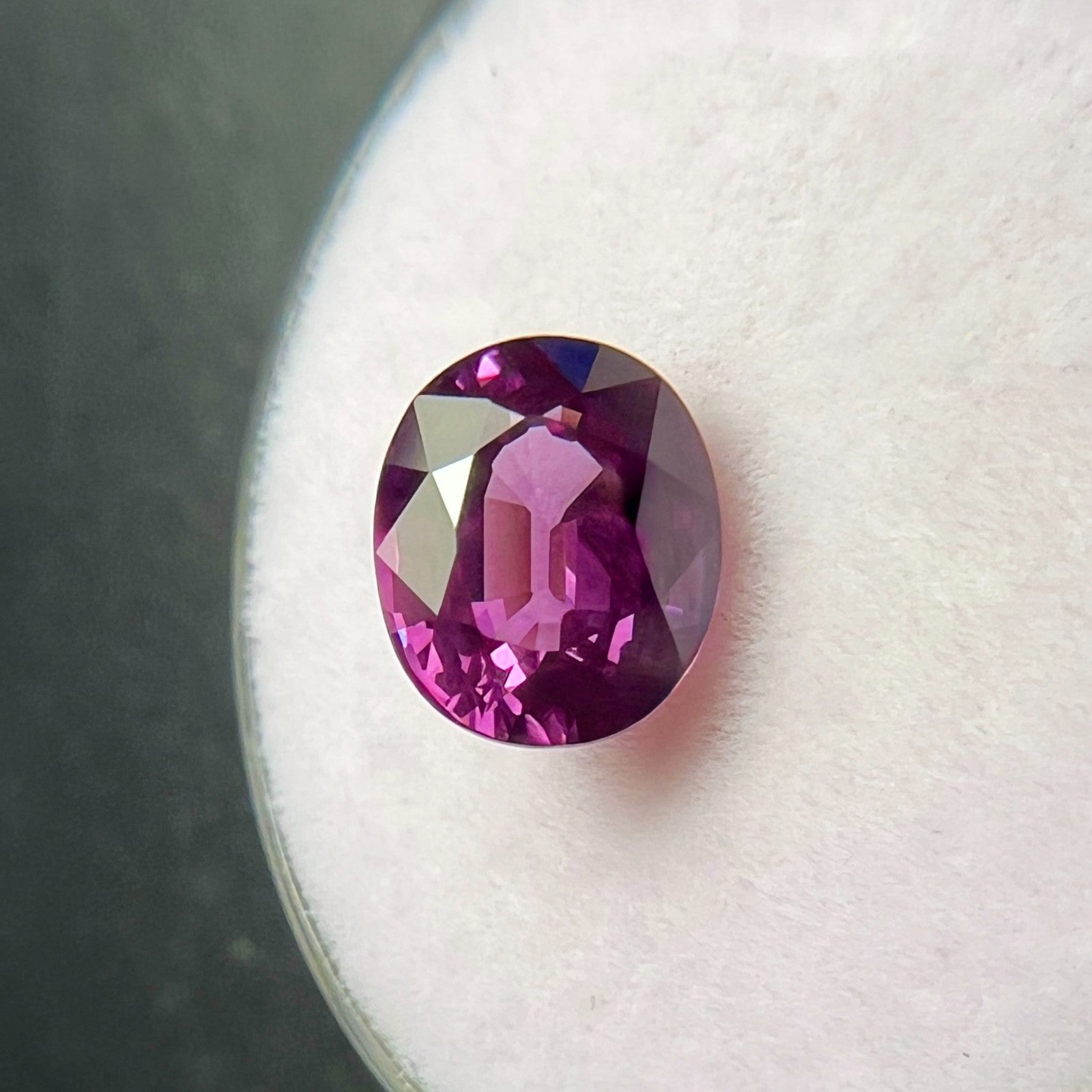 2.36ct GIA CERTIFIED Colour Change Garnet NATURAL Oval Cut Pyrope Spessartine — view 5