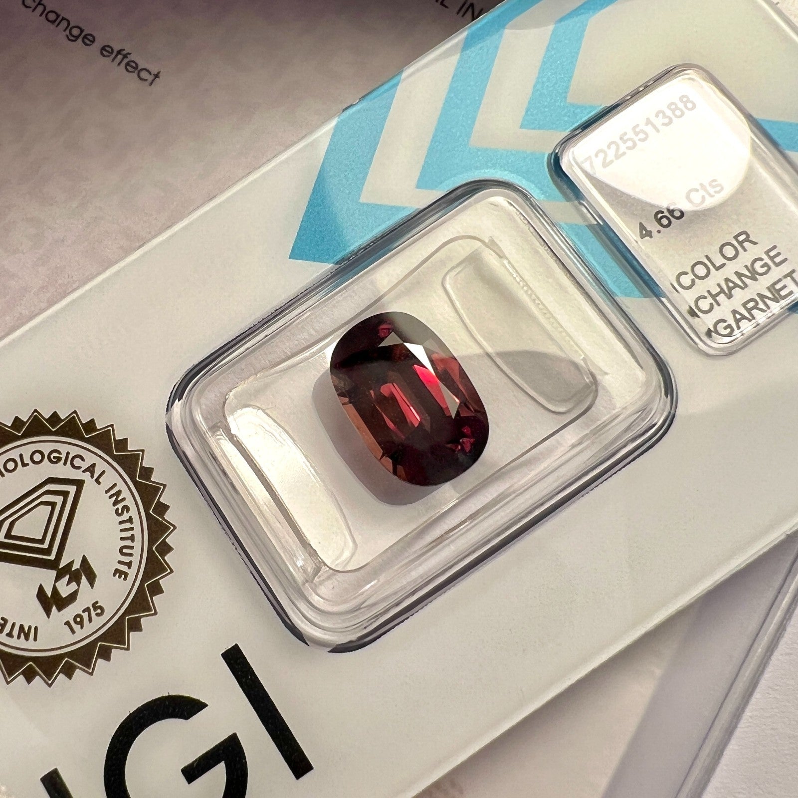 4.66ct NATURAL Colour Change Garnet Purple Brown Purple IGI CERTIFIED Rare Gem — view 2