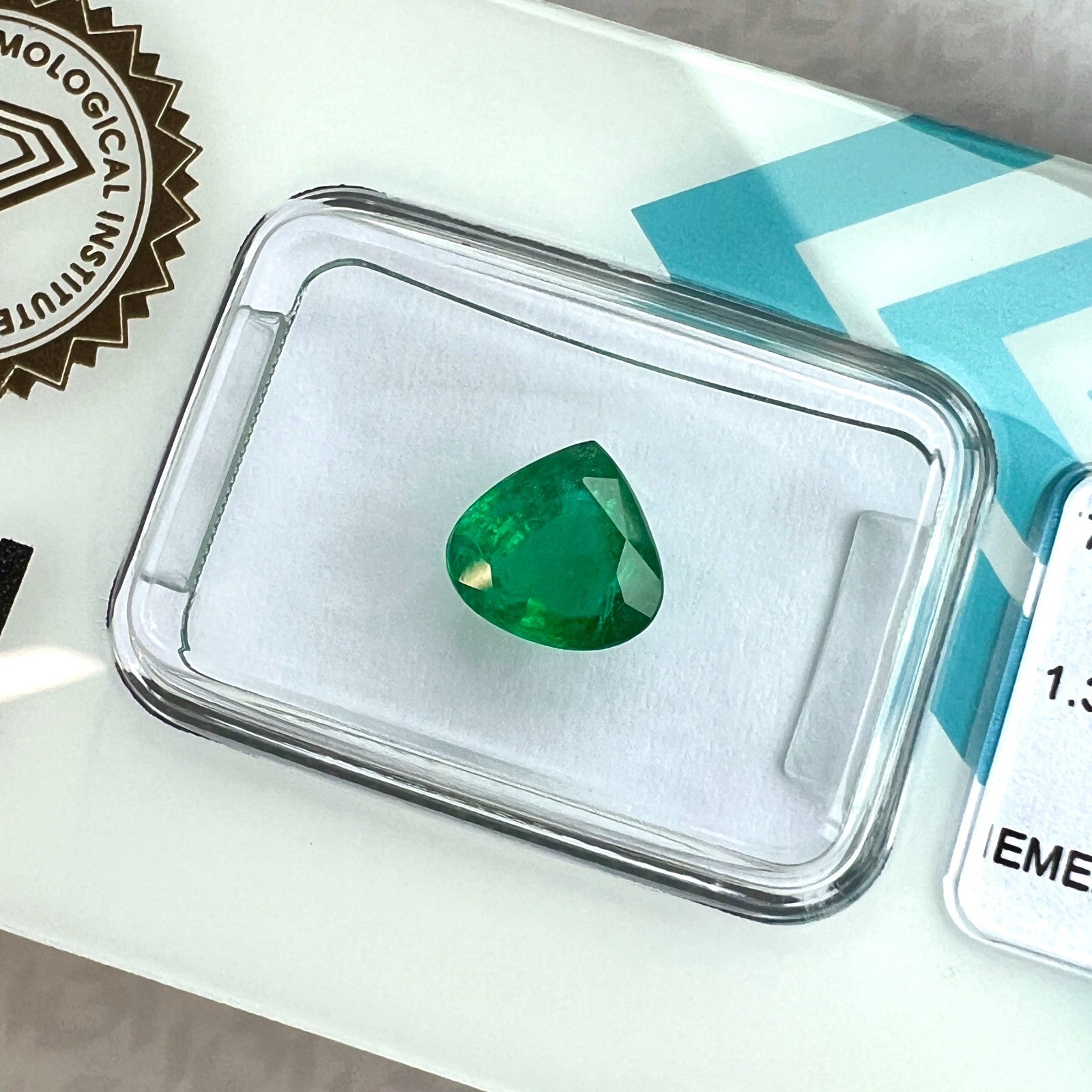 IGI CERTIFIED 1.38ct NATURAL Zambian Emerald Deep Green Pear Cut Gem 7.2x7.6mm — view 3