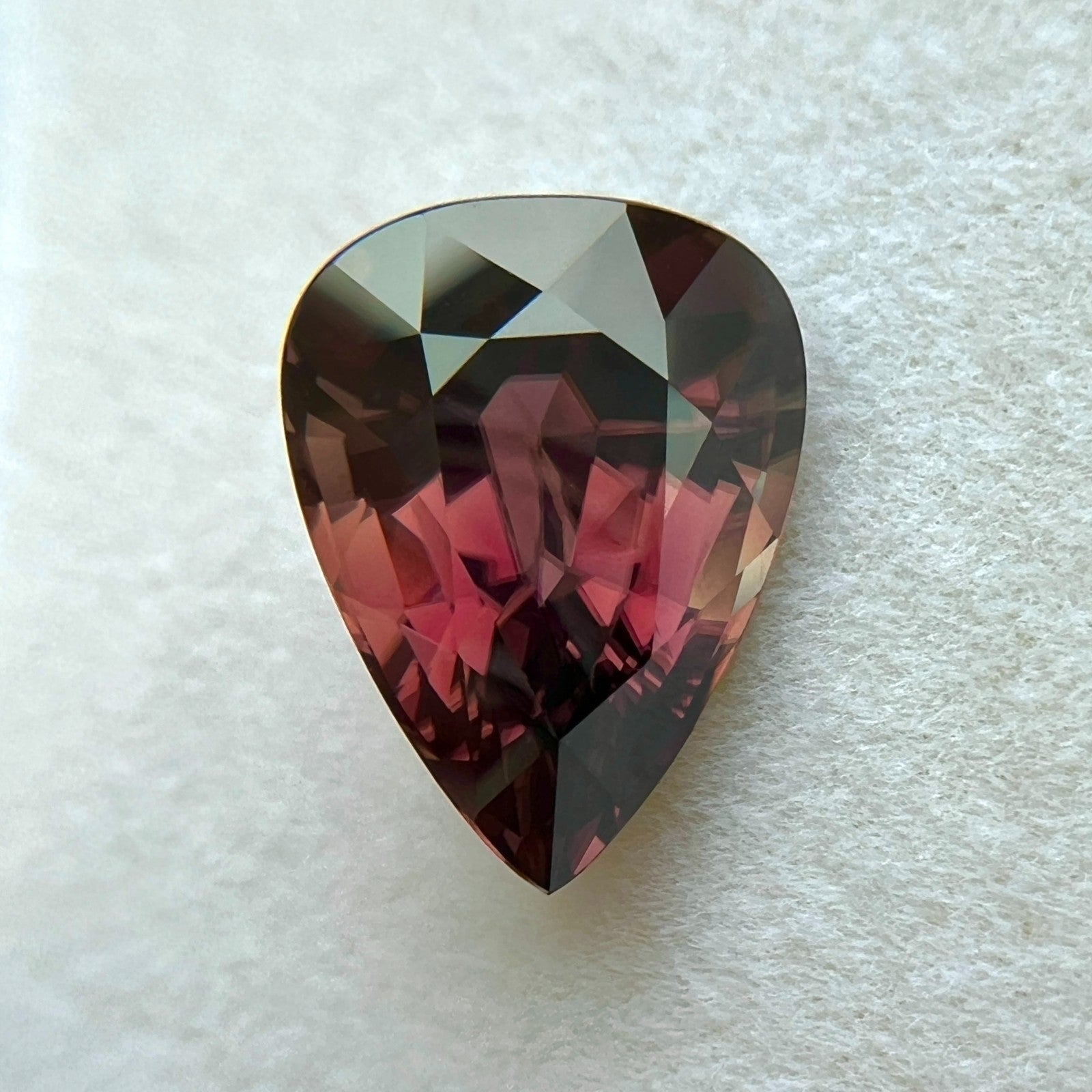 15.93ct GIA CERTIFIED NATURAL Zircon Brown Pink UNTREATED Pear Cut RARE Gemstone — view 4