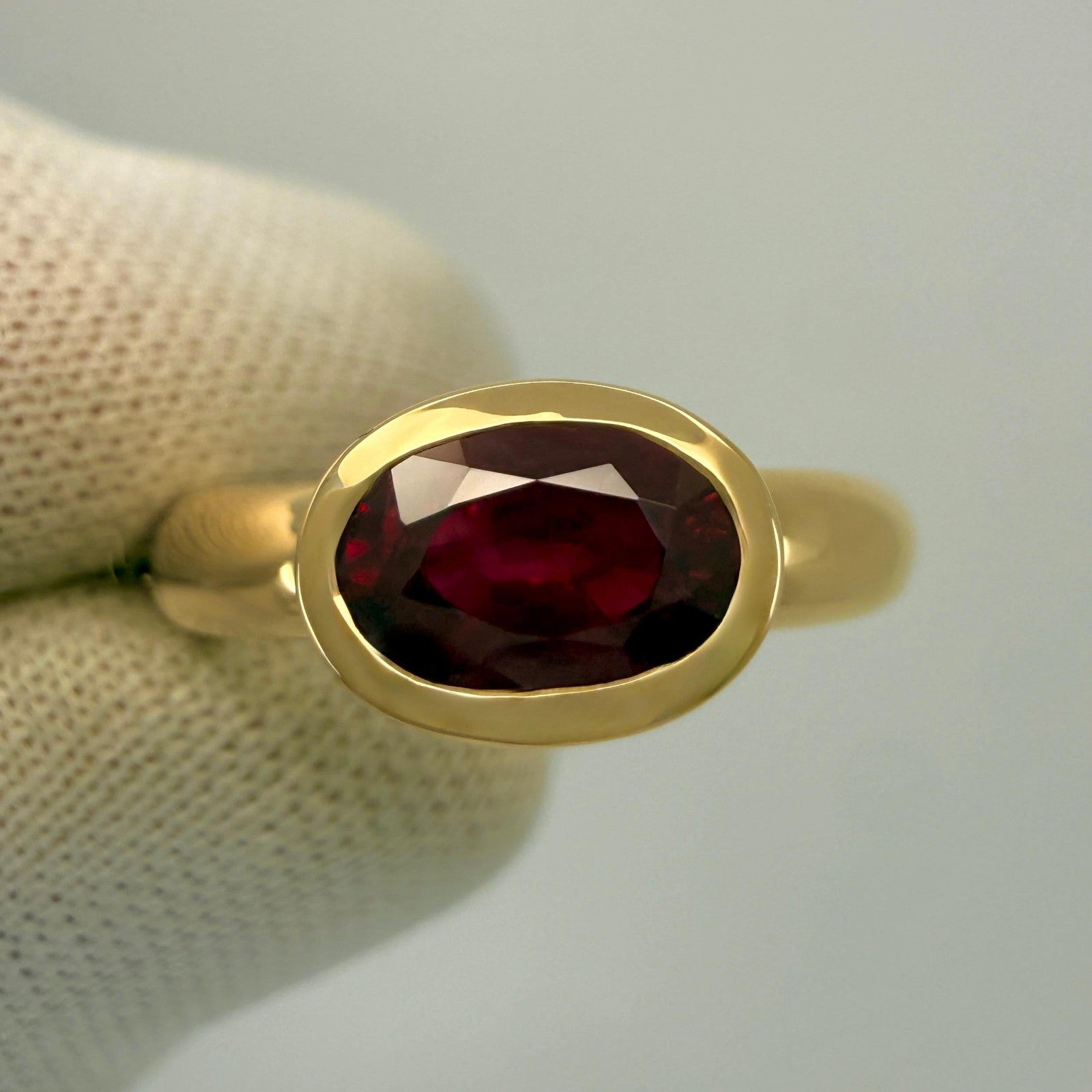 GIA Certified 1.22ct Untreated Deep Red Ruby 18k Yellow Gold Oval East West Ring — view 2
