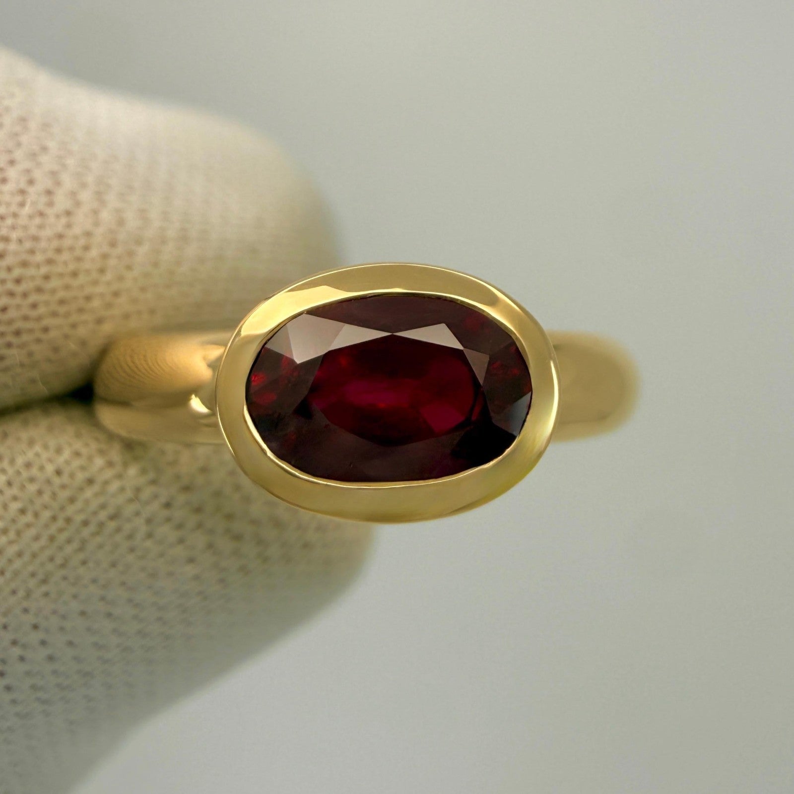 GIA Certified 1.22ct Untreated Deep Red Ruby 18k Yellow Gold Oval East West Ring — view 5