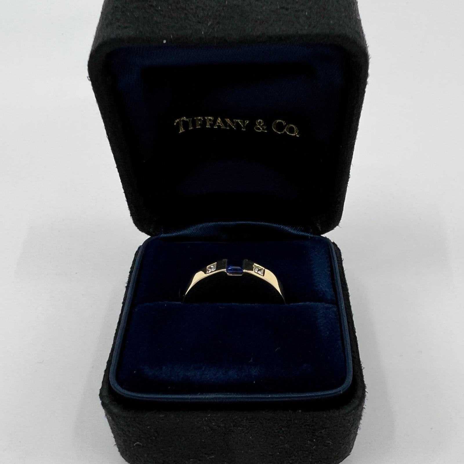 Vintage Tiffany & Co Blue Sapphire & Diamond 18k Yellow Gold Three Stone Band — view 3