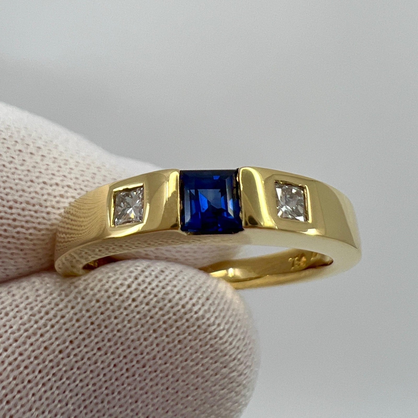 Vintage Tiffany & Co Blue Sapphire & Diamond 18k Yellow Gold Three Stone Band — view 4