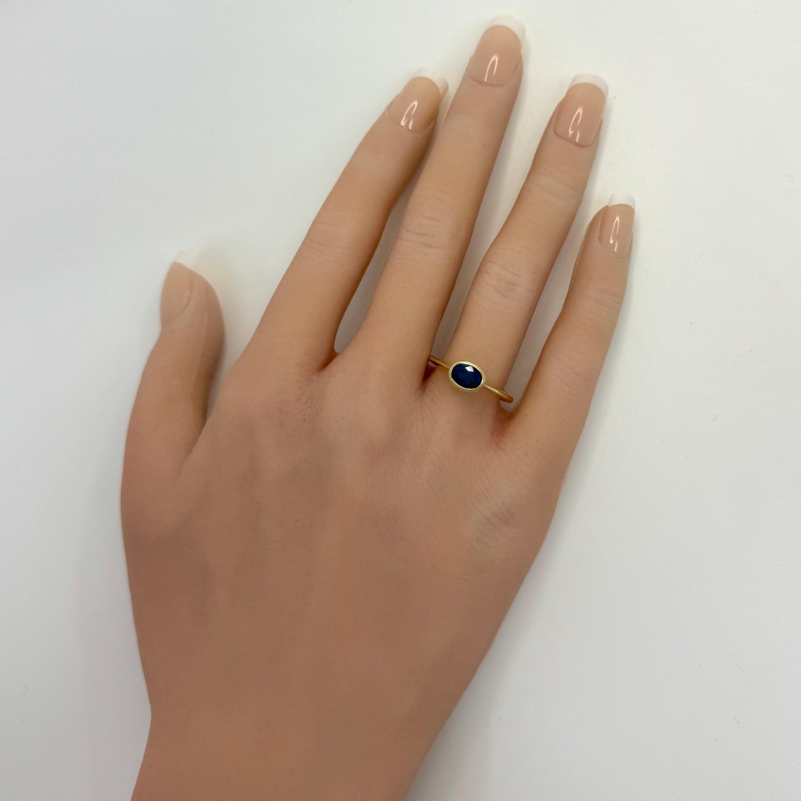 1.58ct Deep Royal Blue Oval Cut Sapphire 18k Yellow Gold Bezel East West Ring — view 4