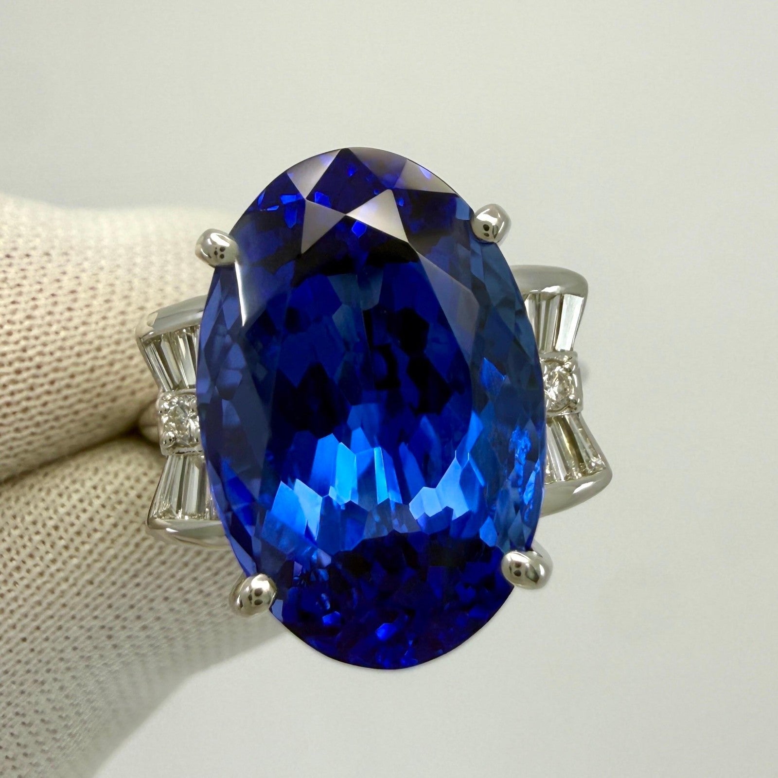 10.93 Natural Deep Violet Blue AAAA Tanzanite Oval Cut Diamond Cocktail Ring — view 4