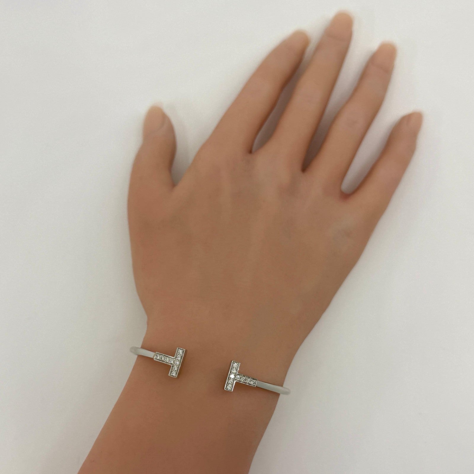 Genuine Vintage Tiffany & Co 18k White Gold Diamond T Wire Bangle Cuff Bracelet — view 3