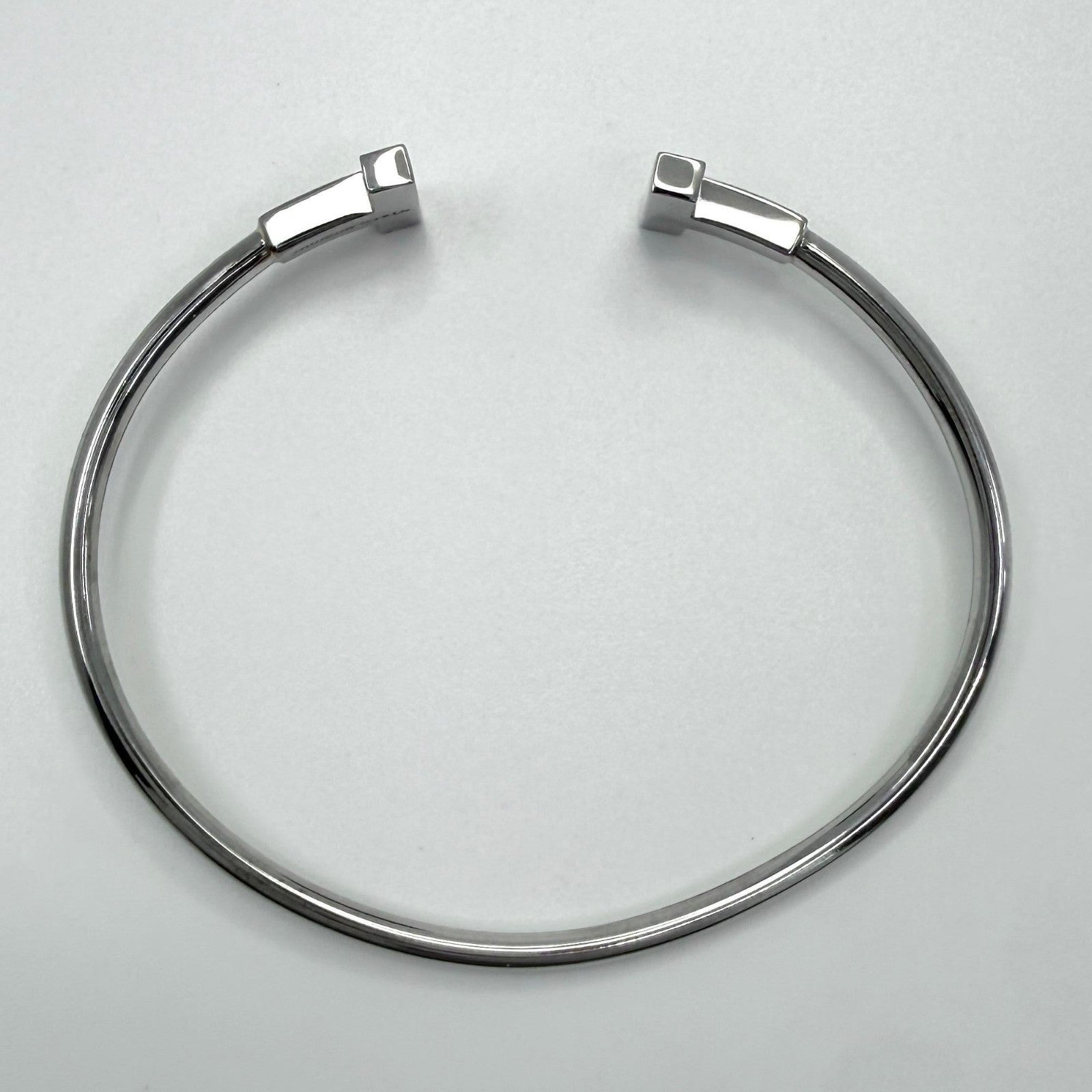 Genuine Vintage Tiffany & Co 18k White Gold Diamond T Wire Bangle Cuff Bracelet — view 4