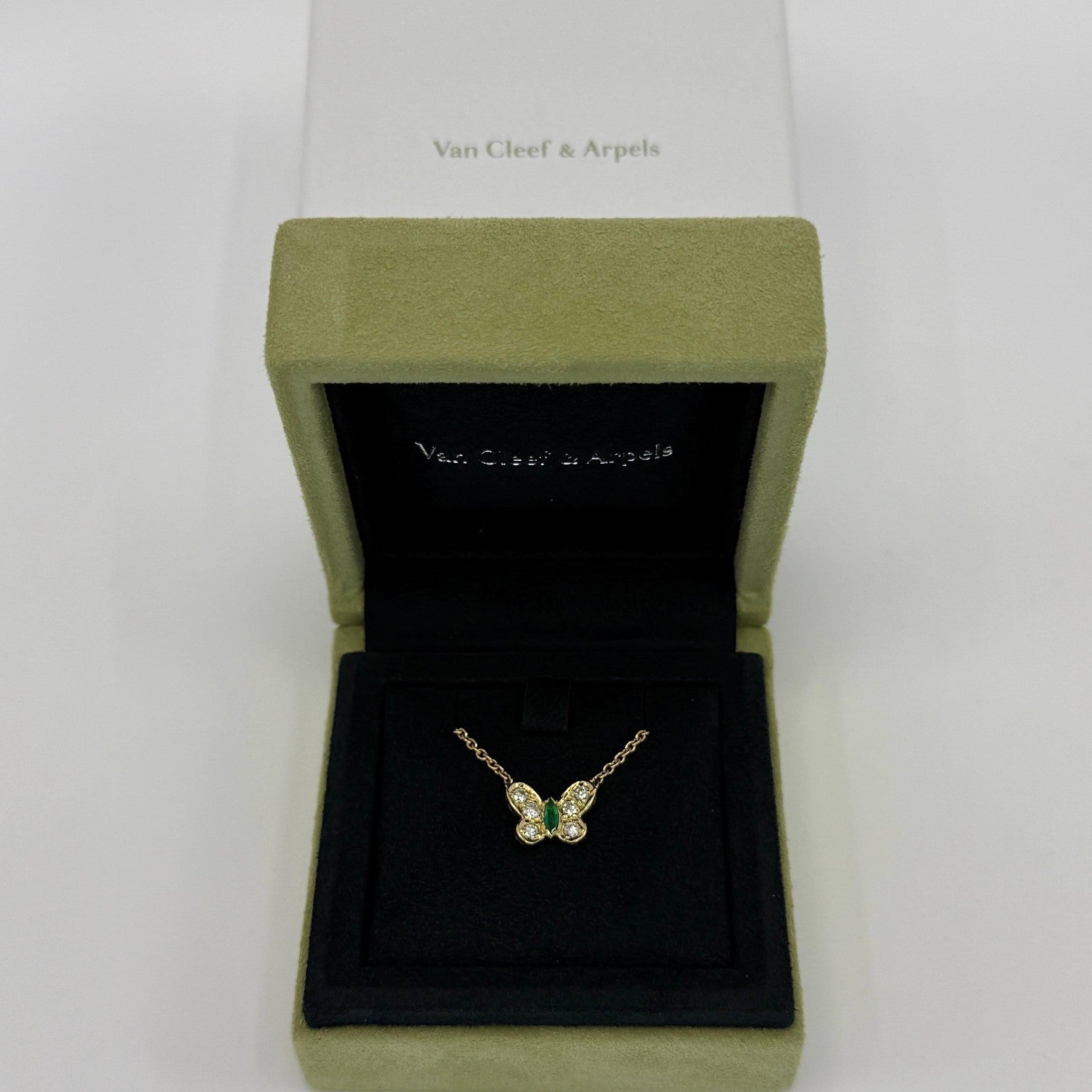 Rare Van Cleef & Arpels Emerald & Diamond Papillion Butterfly 18k Gold Necklace — view 2