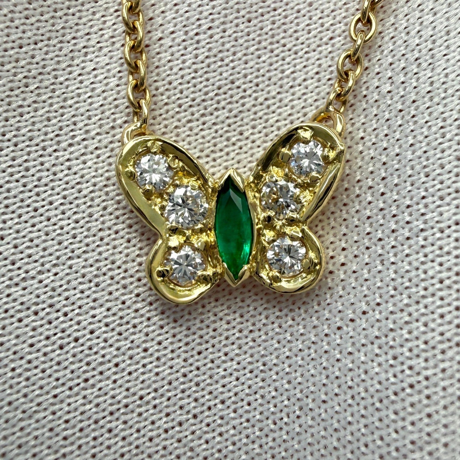 Rare Van Cleef & Arpels Emerald & Diamond Papillion Butterfly 18k Gold Necklace — view 3
