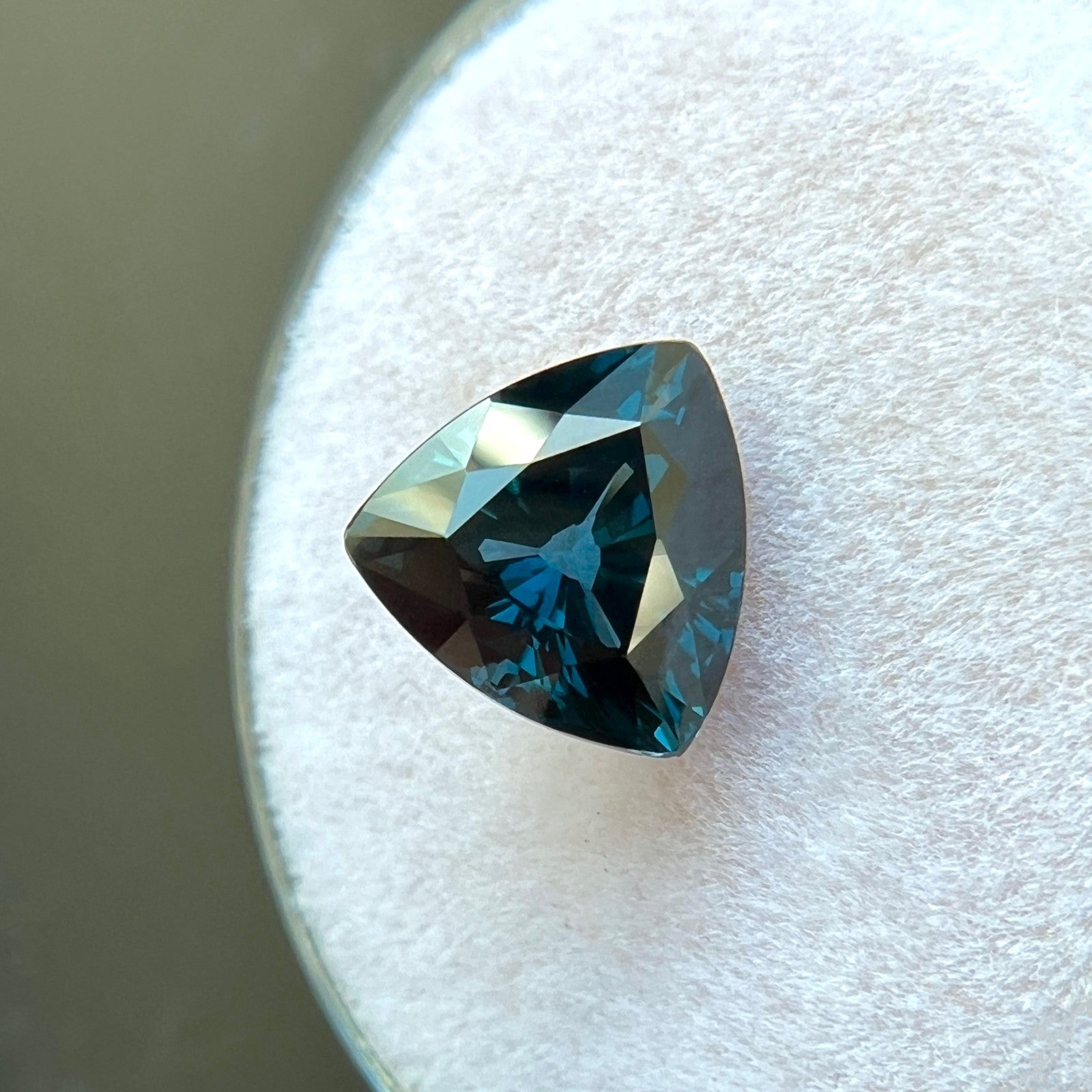 GIA CERTIFIED 2.35ct Natural DEEP Blue Spinel UNTREATED Trillion Cut Gem — view 4