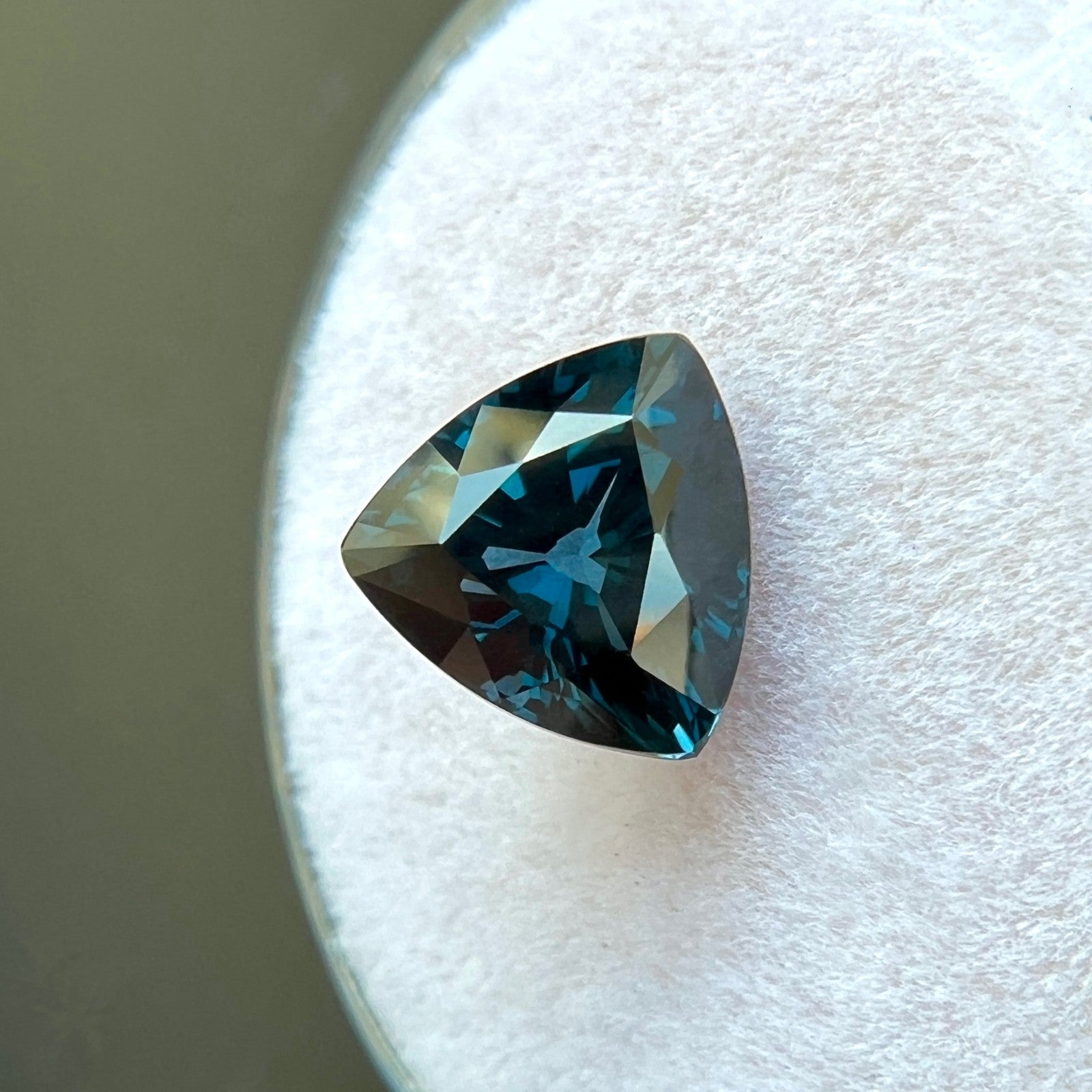 GIA CERTIFIED 2.35ct Natural DEEP Blue Spinel UNTREATED Trillion Cut Gem — view 5