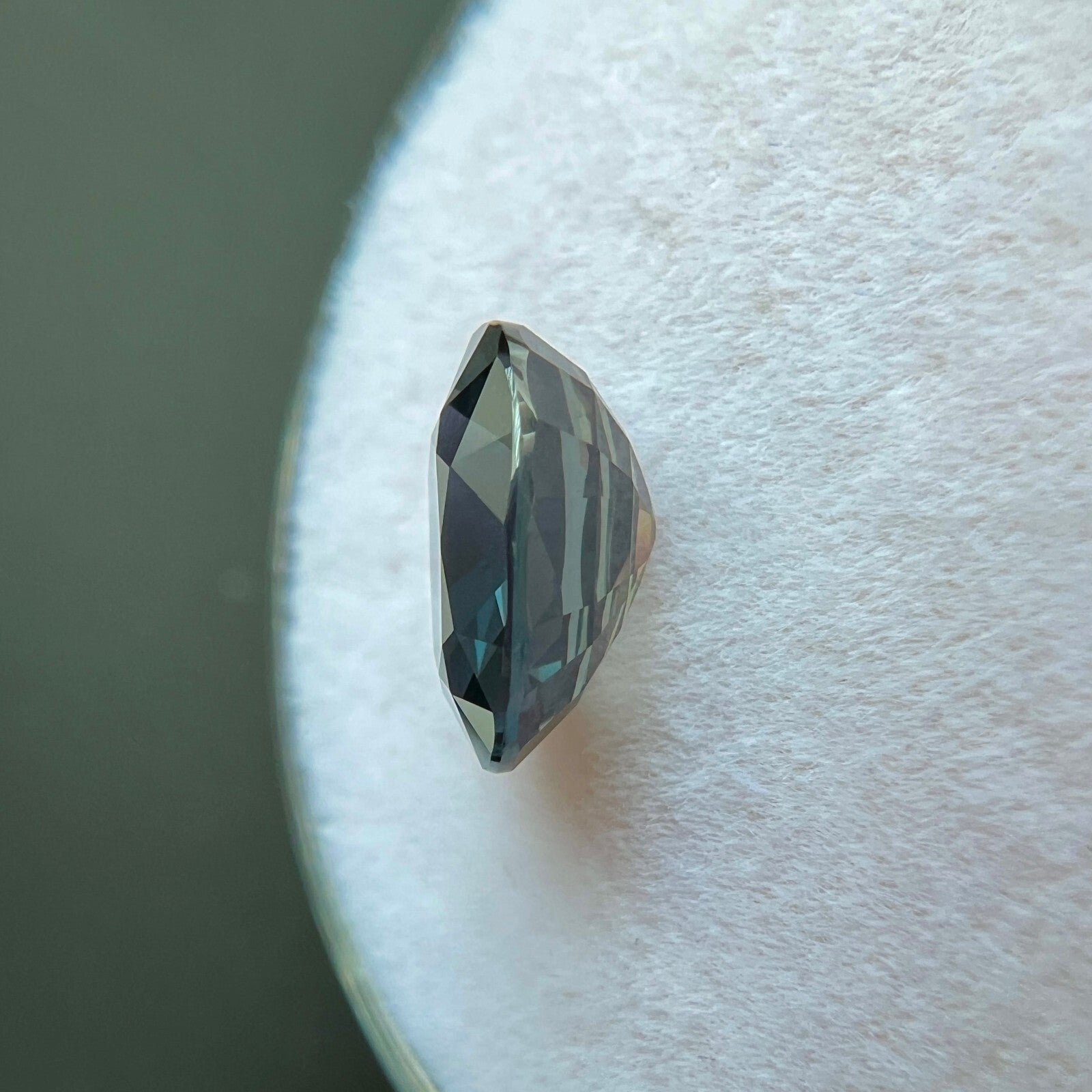 2.07ct GIA CERTIFIED Untreated Purple Sapphire NATURAL Oval Cut Gem 8.2x6.5mm — view 5