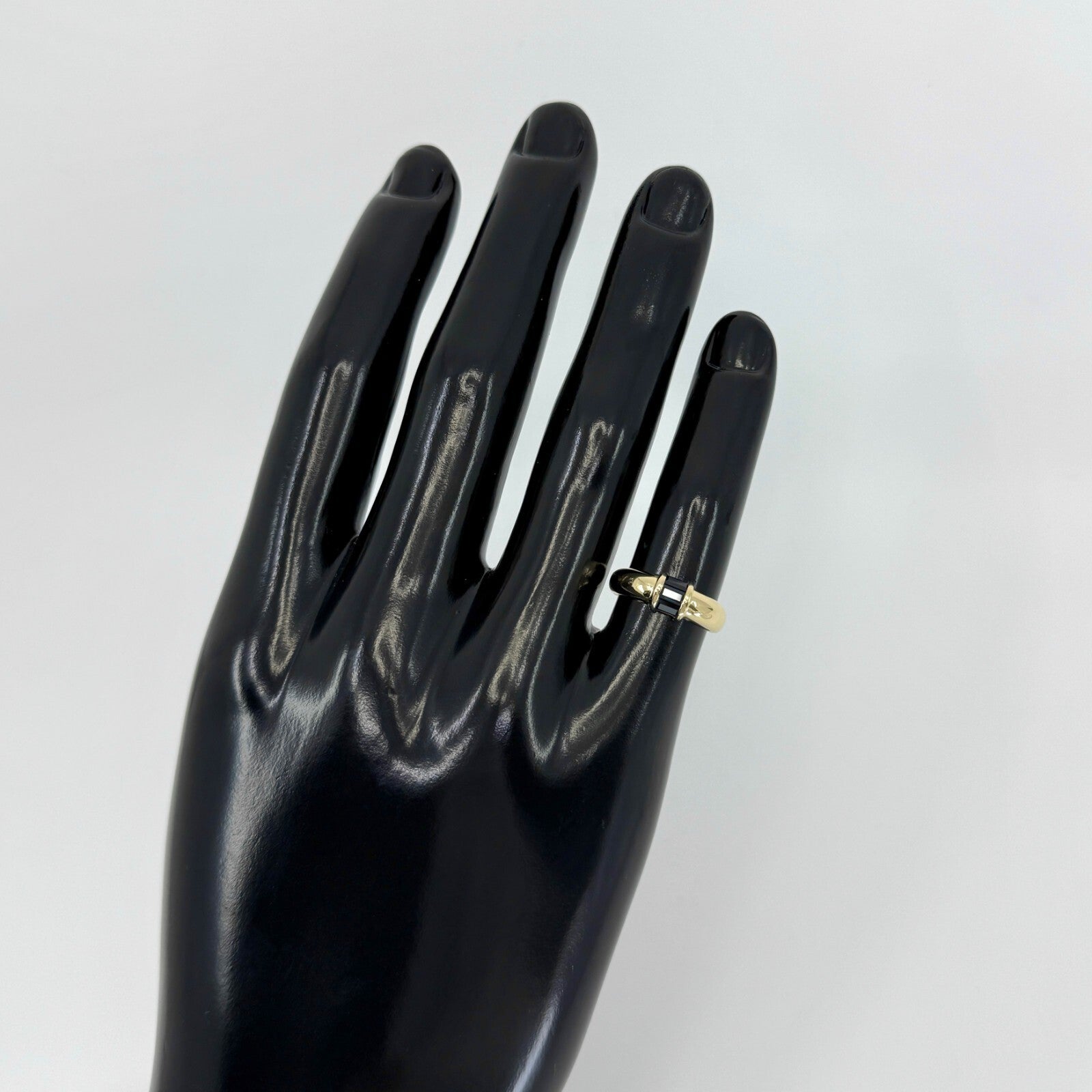 Tiffany & Co. Blue Sapphire Baguette Cut 18k Yellow Gold Three Stone Band Ring — view 4