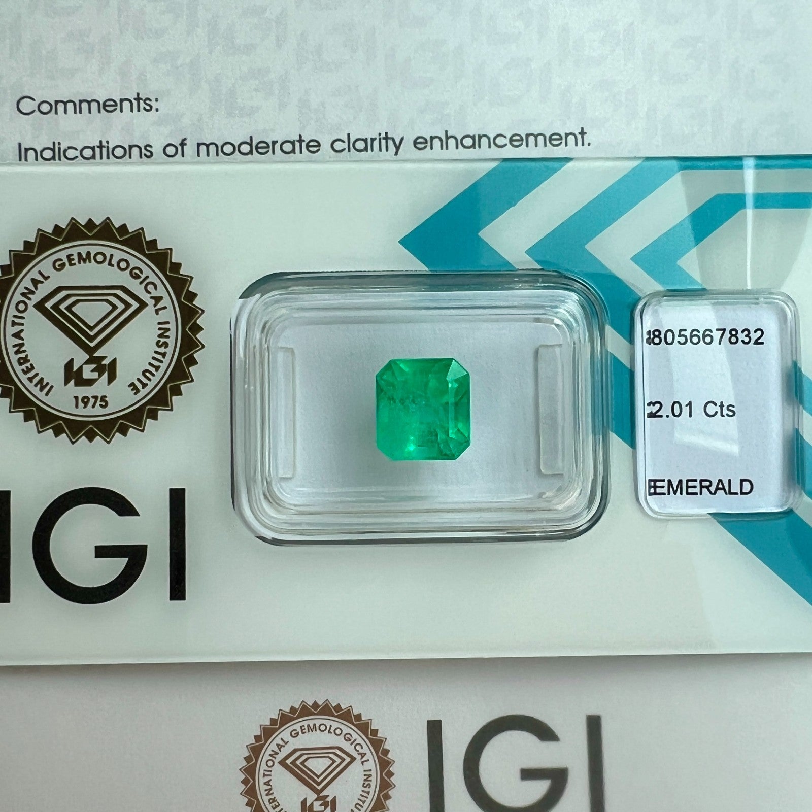 2.01ct IGI CERTIFIED Natural COLOMBIAN Emerald VIVID Green OCATGON Cut RARE Gem