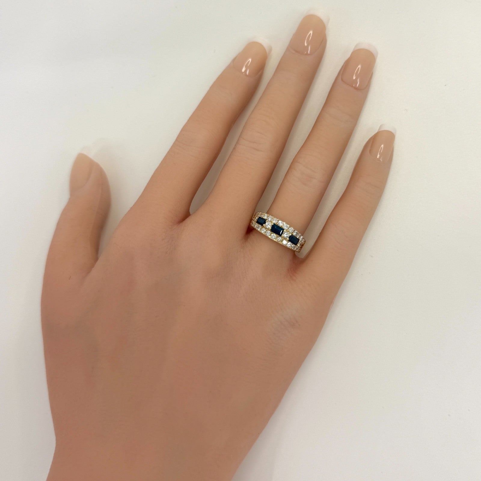Rare Vintage Van Cleef & Arpels Blue Sapphire & Diamond Cocktail Band Ring — view 5