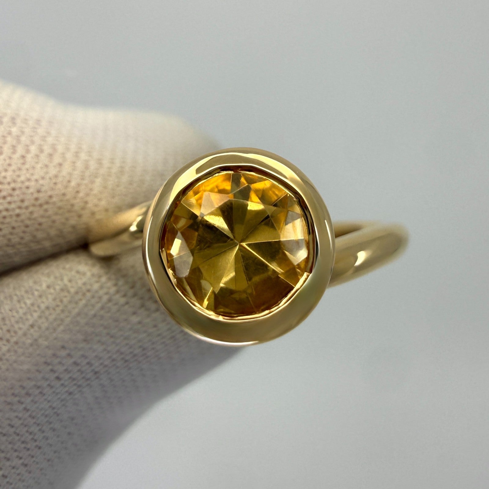 Rare Vintage Angela Cummings 1986 Yellow Orange Citrine Round Cut 18k Gold Ring — view 4