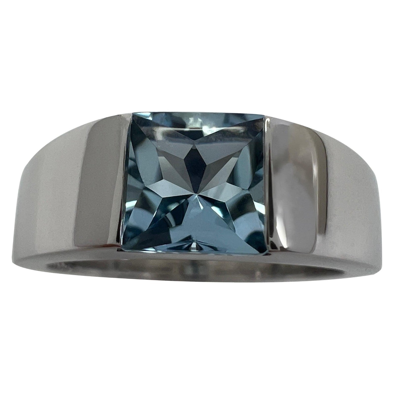 Vintage Cartier Vivid Blue Aquamarine Square Cushion 18k White Gold Tank Ring 53