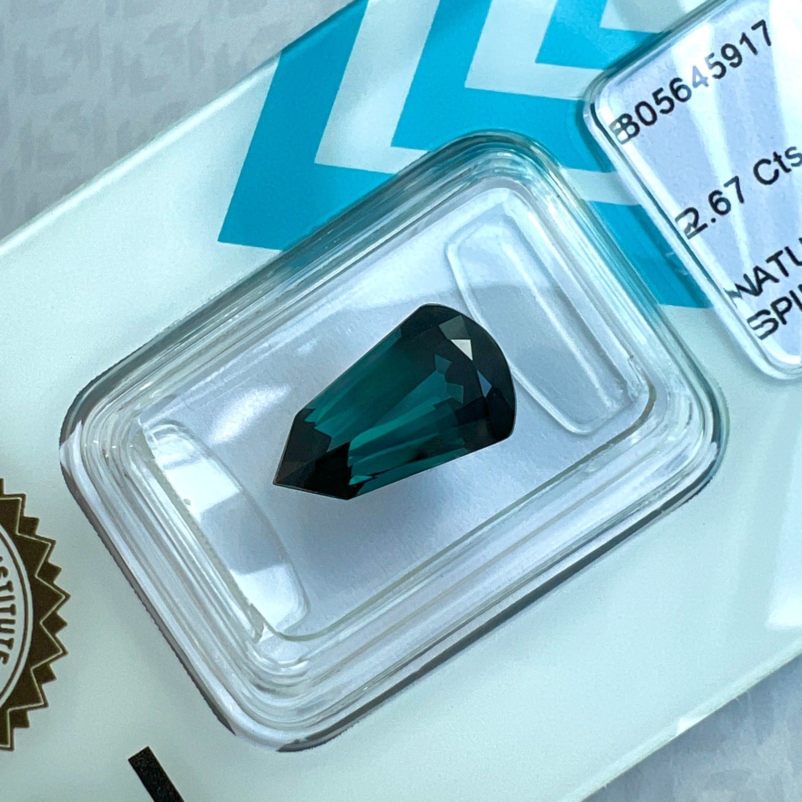 IGI CERTIFIED 2.67ct NATURAL Deep Green Blue Spinel FANCY Pentagon Cut Gem — view 5