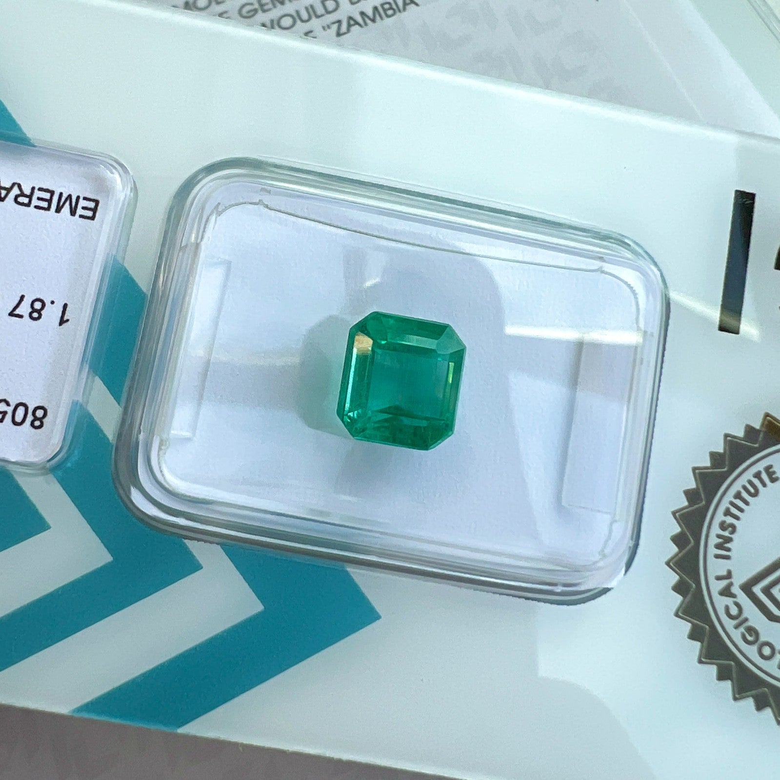 IGI CERTIFIED 1.87ct NATURAL Zambian Emerald Deep Green Octagon Cut Gemstone — view 4