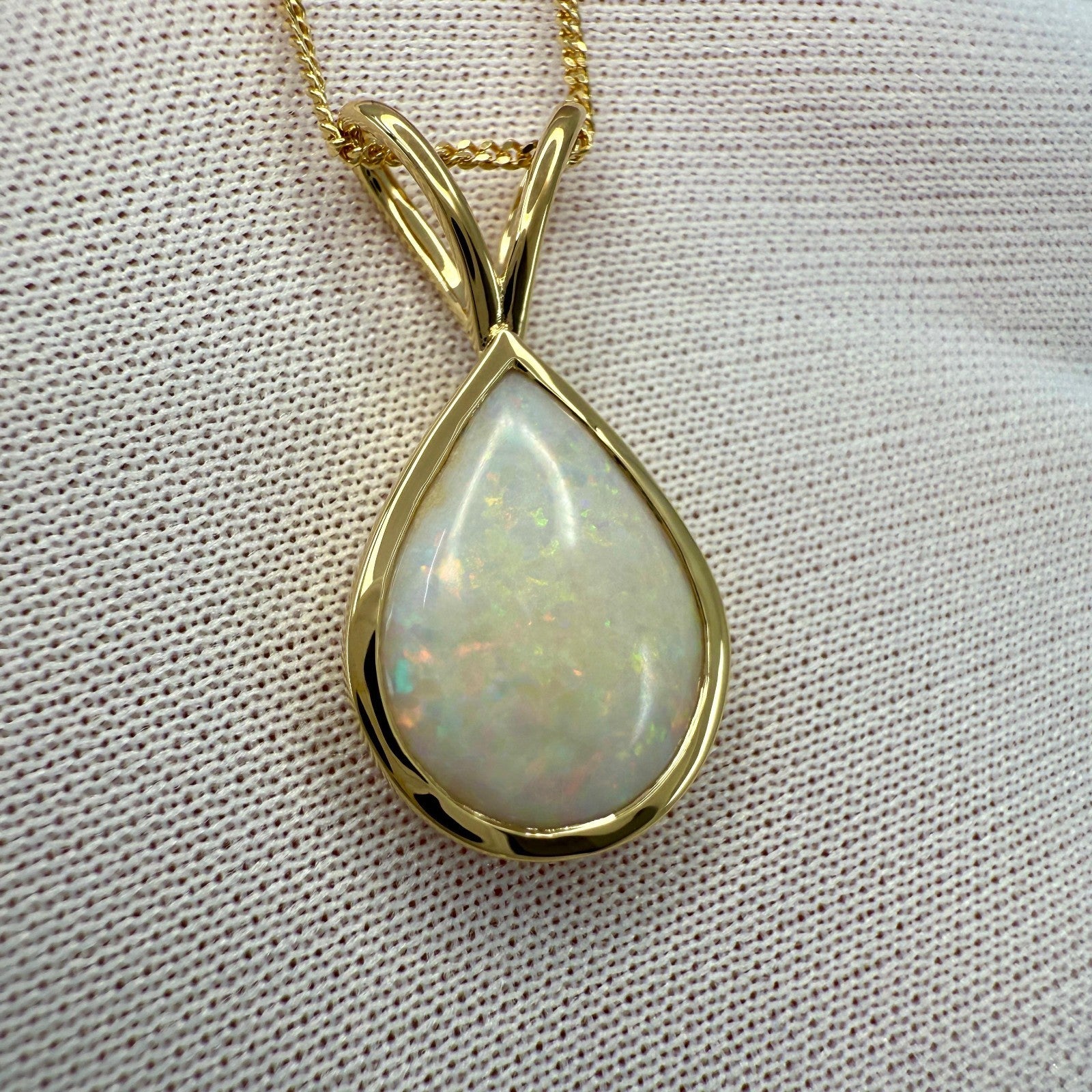 Natural 2.76ct Australian Opal Pear Cabochon 18k Yellow Gold Pendant Necklace — view 3
