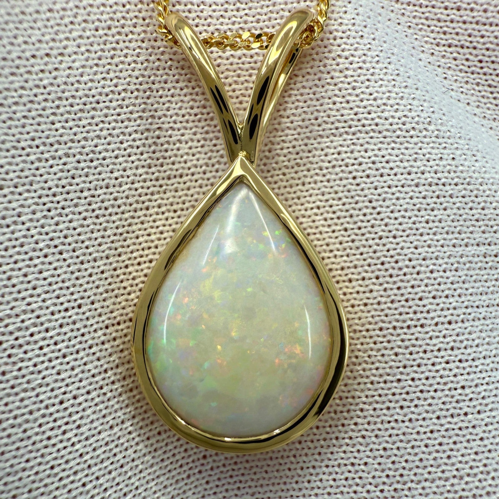 Natural 2.76ct Australian Opal Pear Cabochon 18k Yellow Gold Pendant Necklace — view 4