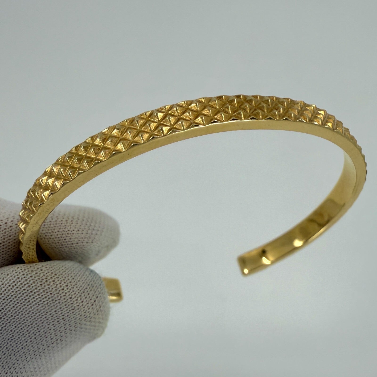 Rare Vintage Tiffany & Co 18k Yellow Gold Point Cuff Bangle Bracelet — view 4