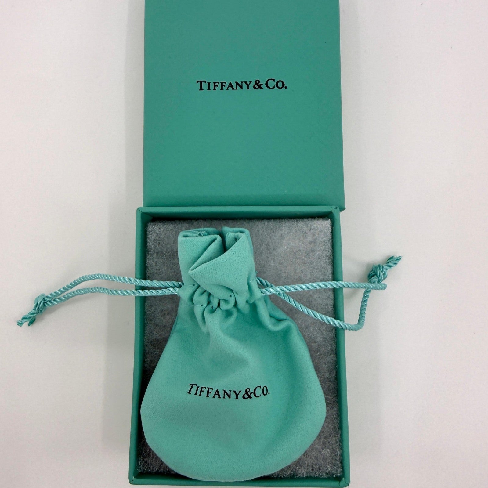 Tiffany & Co. Paloma Picasso Blue Topaz Sugarloaf 18k Yellow Gold Earring Studs — view 2