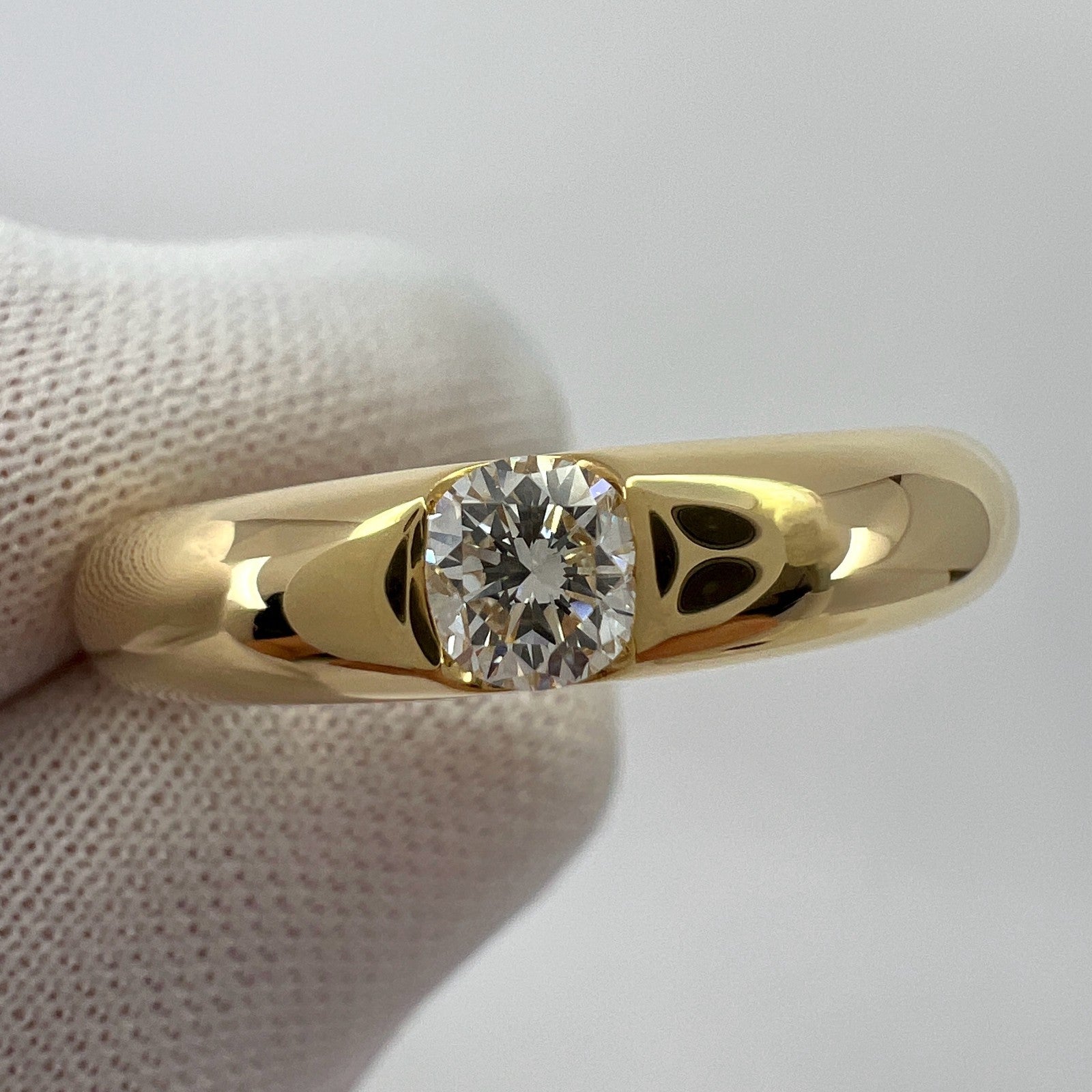 Vintage Cartier Round Diamond Ellipse 18k Yellow Gold Solitaire Band Ring EU47 — view 3