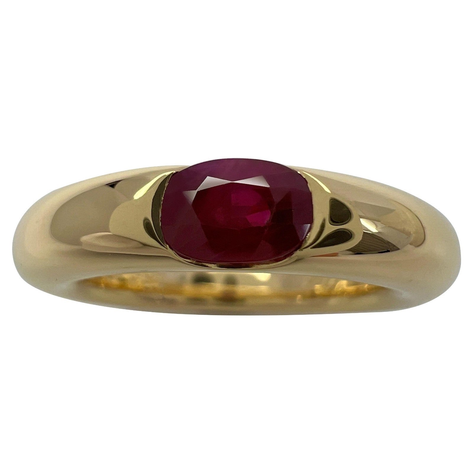 Vintage Cartier Deep Red Ruby Ellipse 18k Yellow Gold Oval Cut Solitaire Ring 47