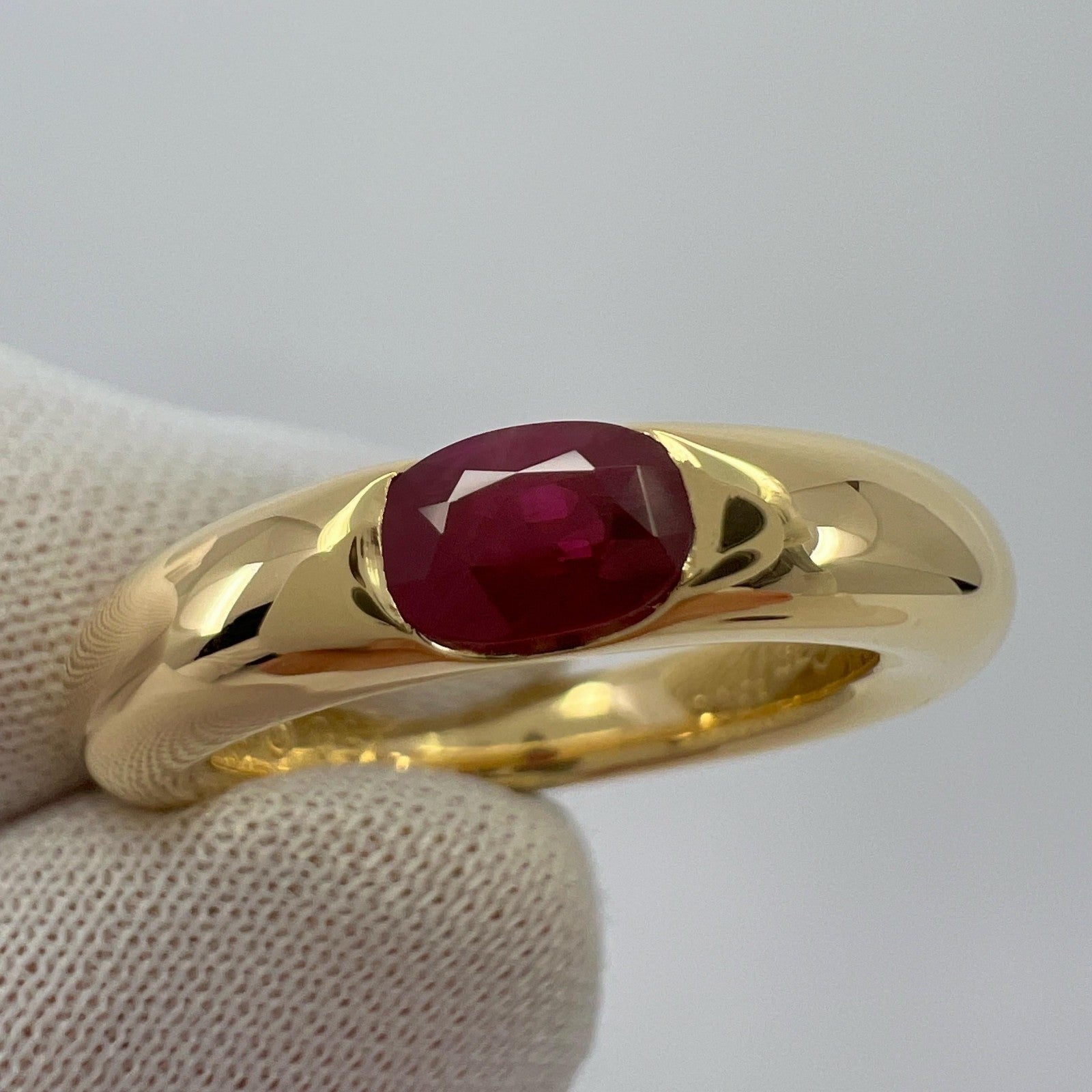 Vintage Cartier Deep Red Ruby Ellipse 18k Yellow Gold Oval Cut Solitaire Ring 47 — view 3