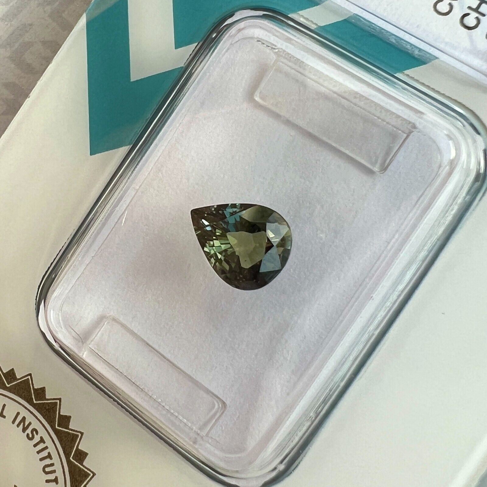 1.00ct UNIQUE Colour Change Sapphire Pear Cut Yellow Purple Blue IGI CERTIFIED — view 3