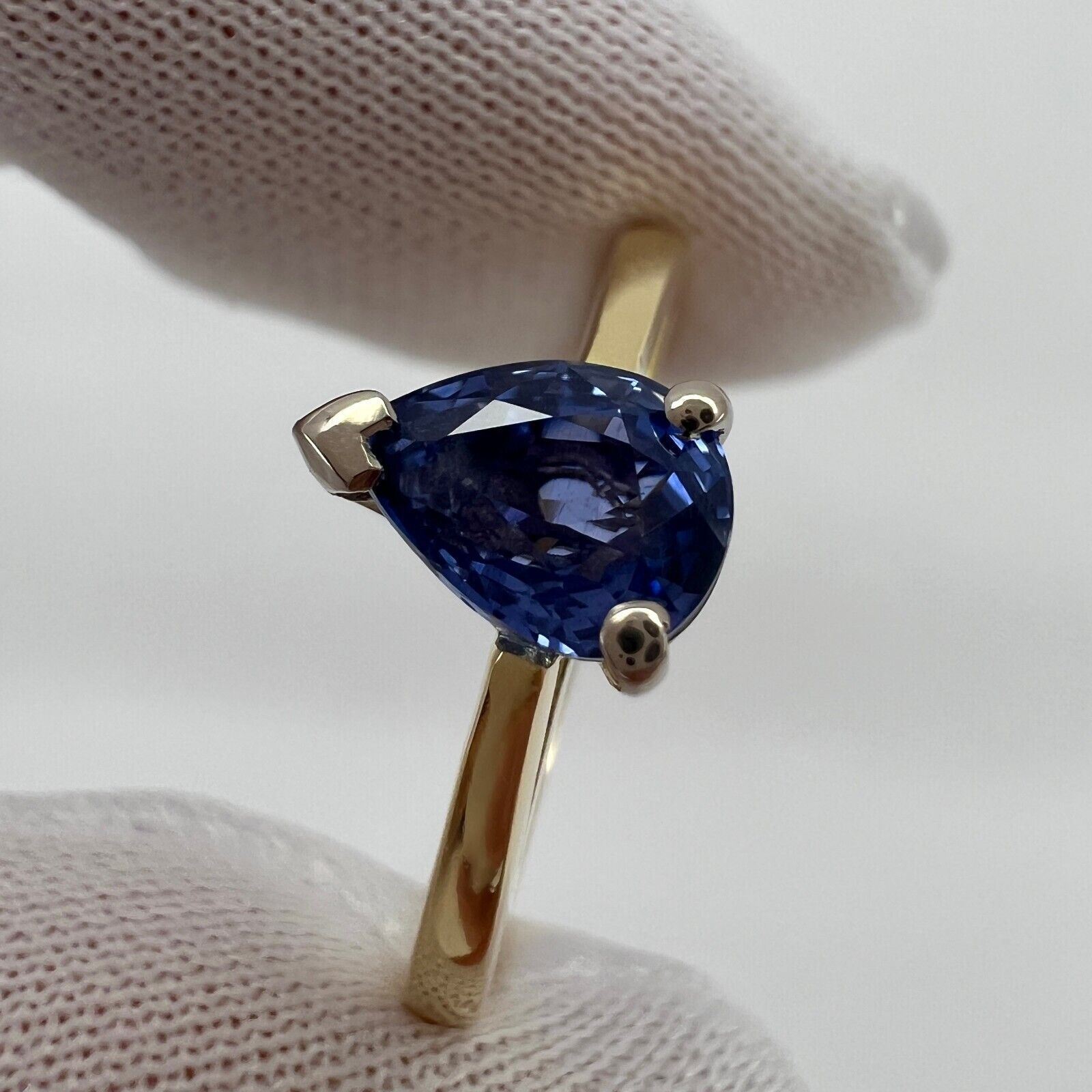 1.04ct Vivid Blue Ceylon Sapphire Pear Teardrop Cut 18k Gold Solitaire Ring — view 3