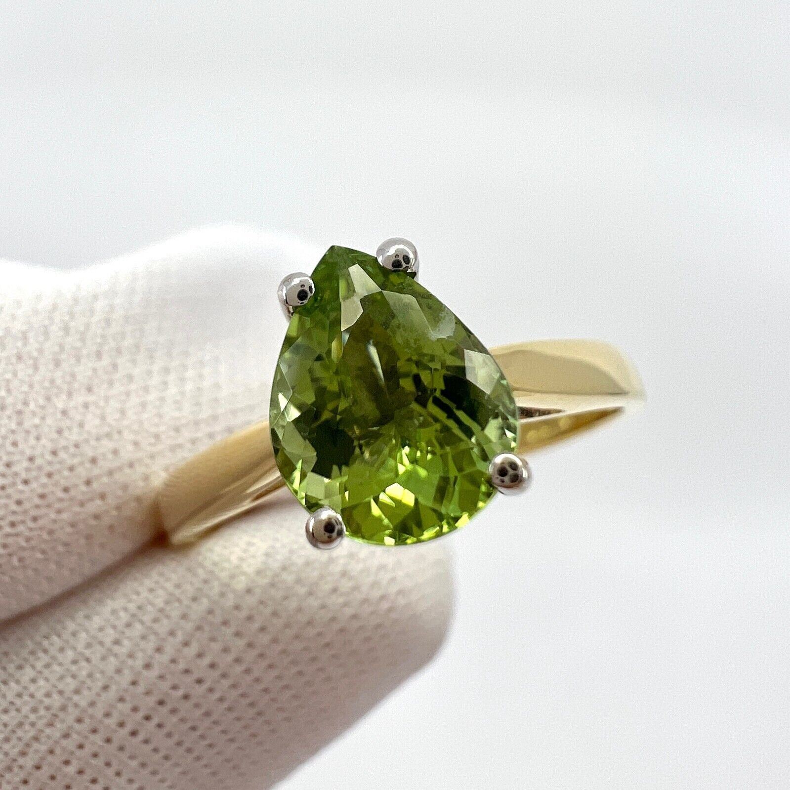 1.31ct Light Green Tourmaline Pear Cut 18k Yellow And White Gold Solitaire Ring — view 3