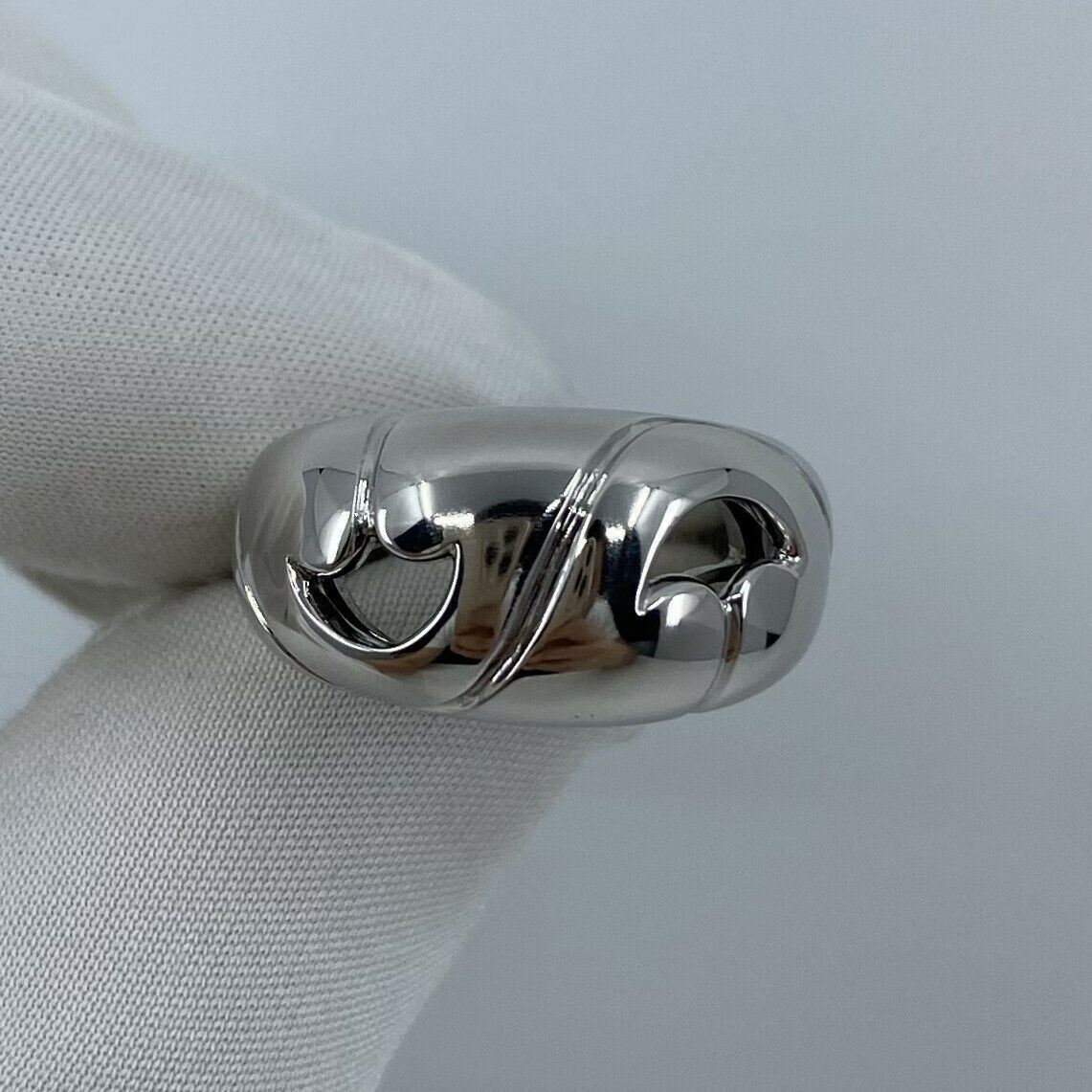 Vintage Bvlgari Bulgari Nuvole Rare 950 Platinum Dome Ring with Bvlgari Ring Box — view 1